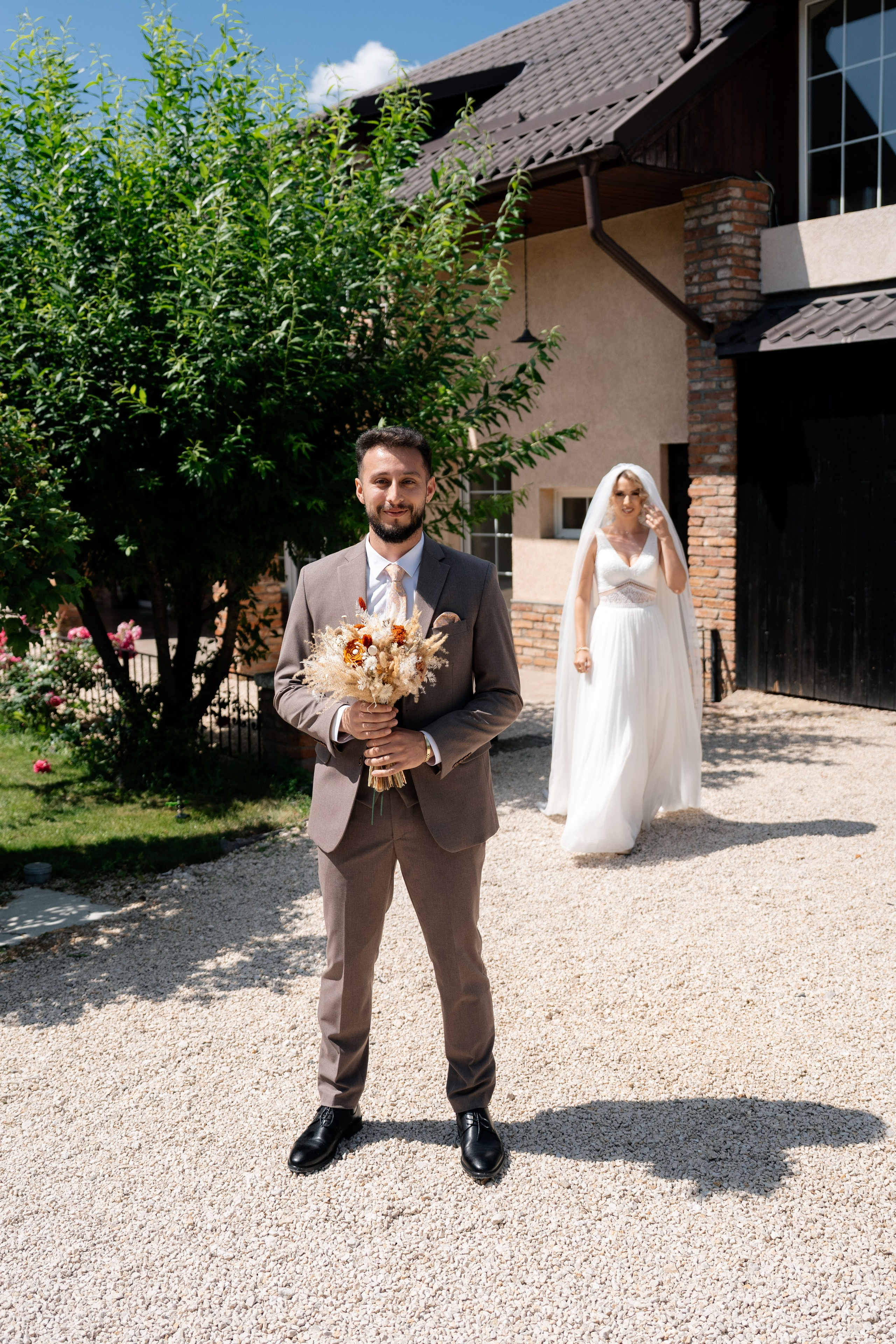 Octavia & Theo. Destination Wedding Photographer Alex Pasarelu