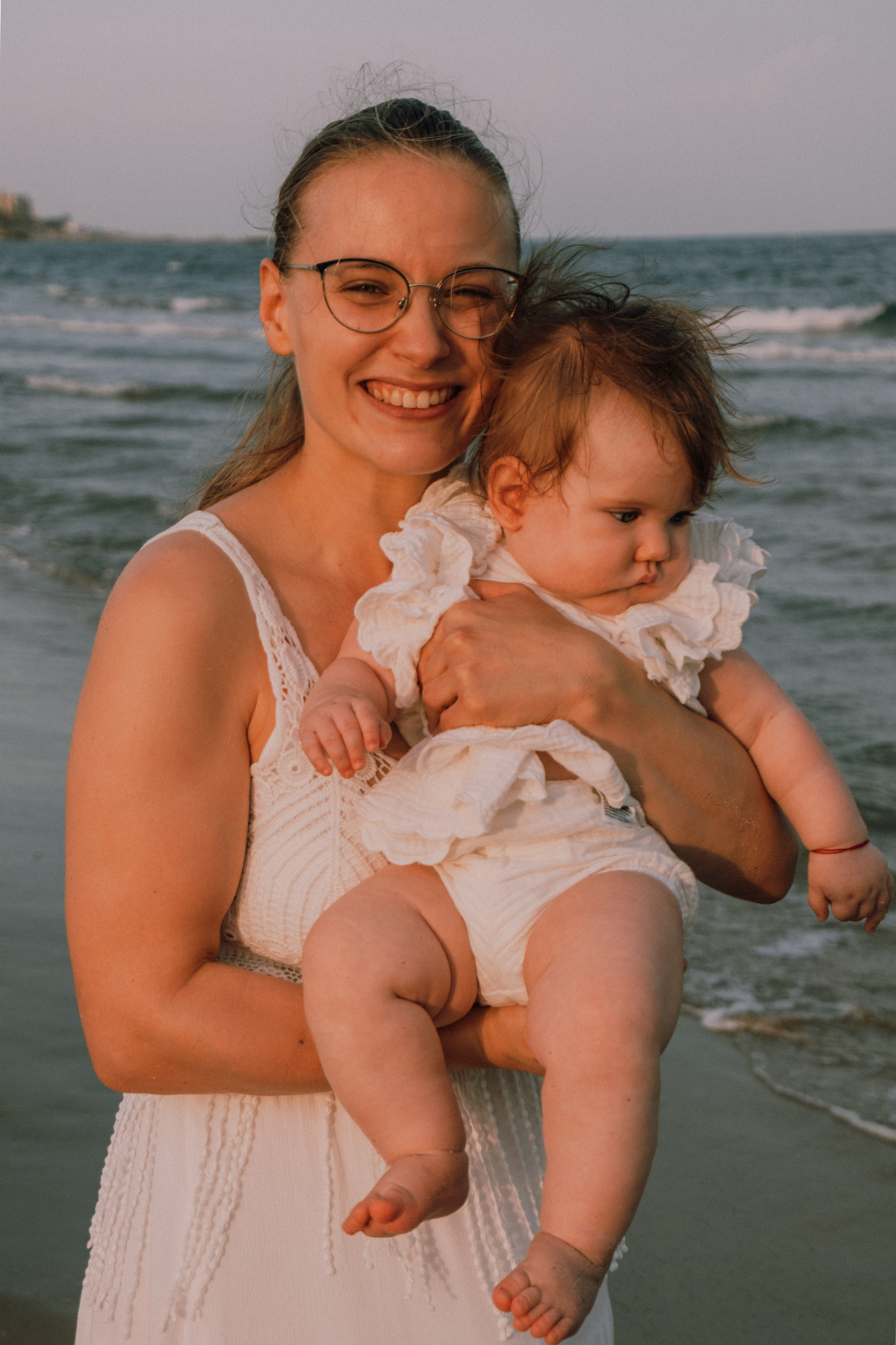 Семейная фотосессия на пляже. Профессиональная фотосъемка в Калафелле — Елена Медведева