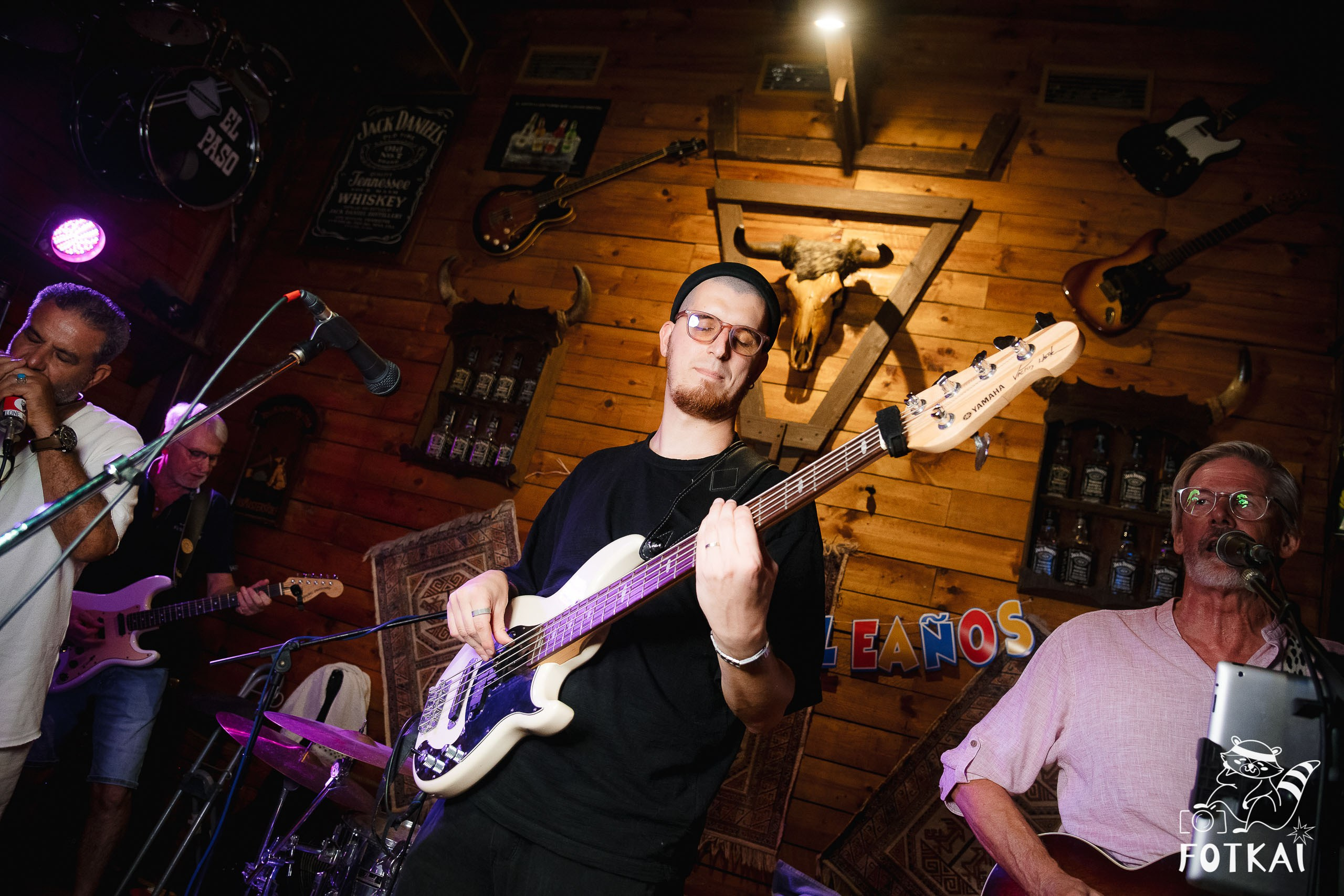 El Paso Rock Bar Torrevieja: Reportaje fotográfico 29.08.25 | FOTKAI