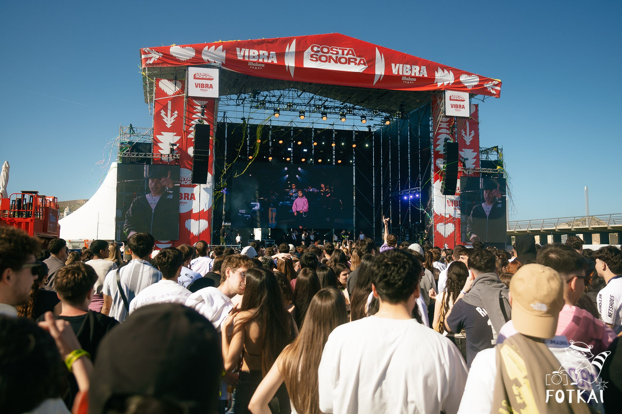 Fotos Costa Sonora 2026 Alicante Día 2 — busca tu foto y encuentra amigos del festival | FOTKAI