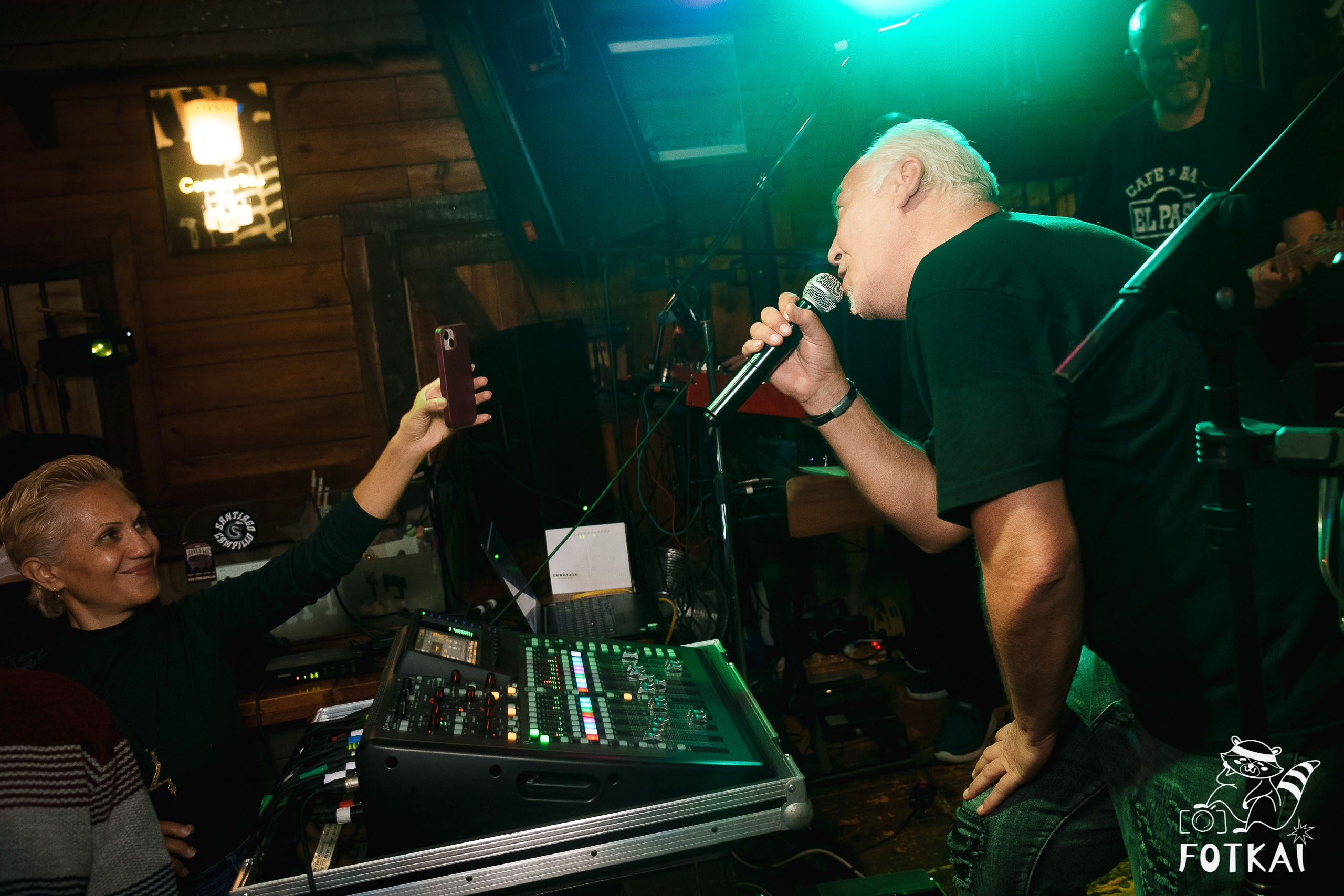 The Galaxy’s live at El Paso Bar Torrevieja: concert photo report | FOTKAI