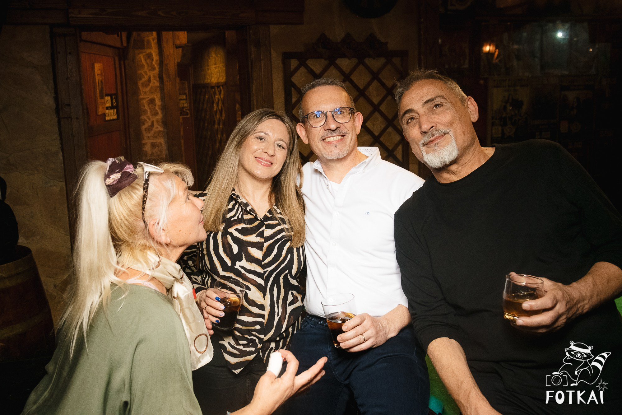 The Galaxy’s в El Paso Bar Торревьеха: фоторепортаж с концерта 21 марта 2026 года | FOTKAI