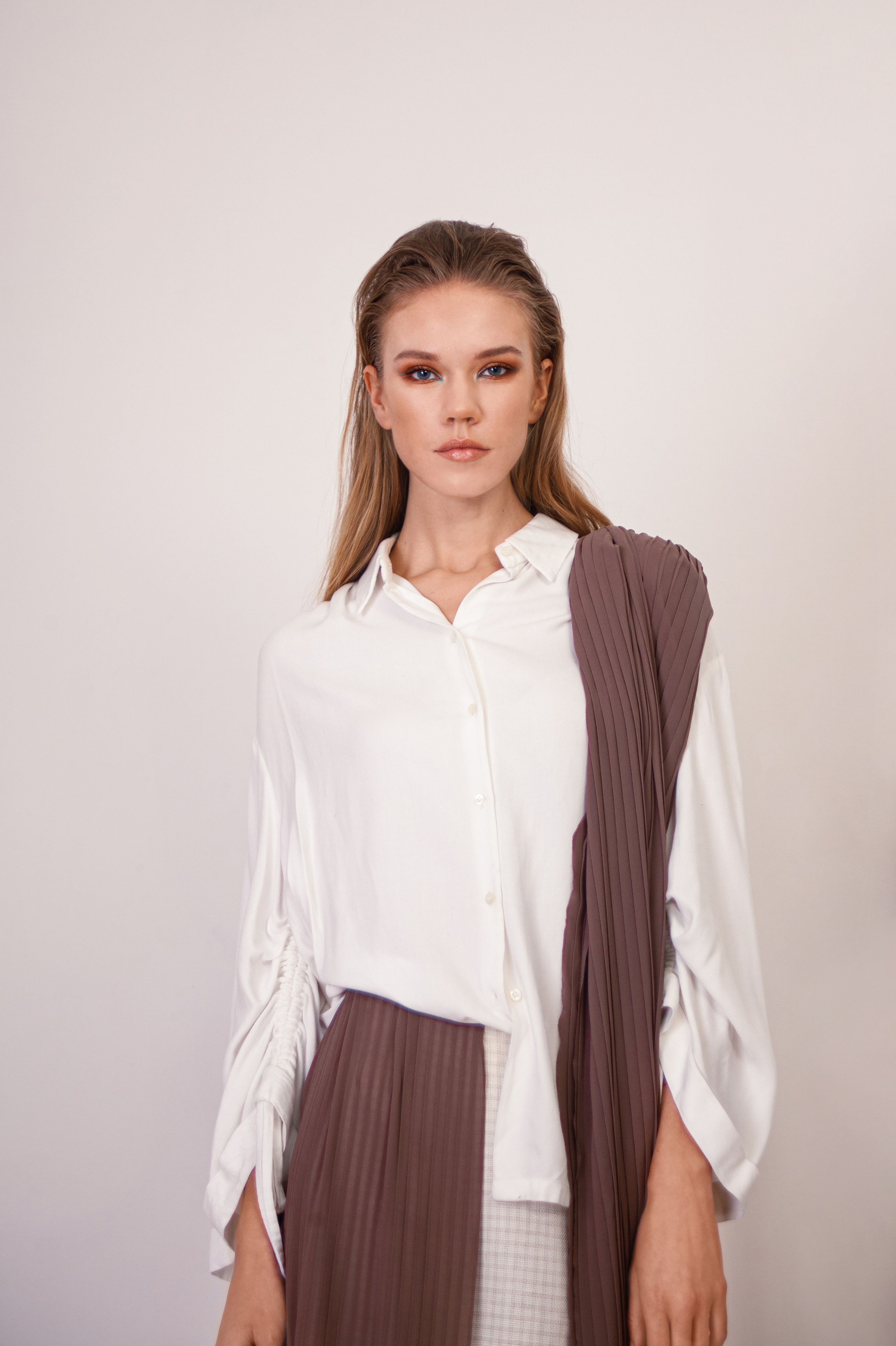 Лукбук. Фотограф Арина Виногородская