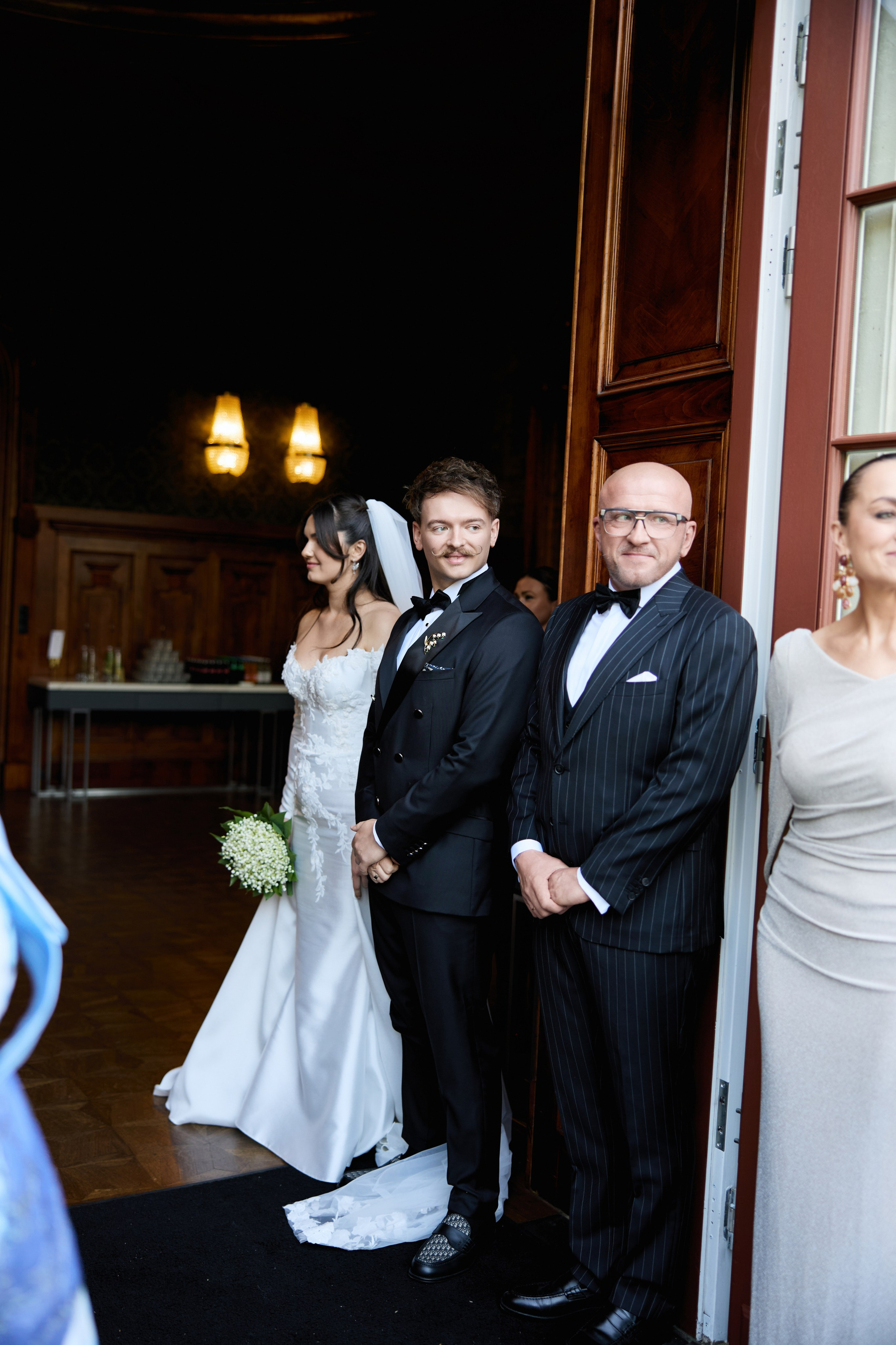 Wiktoria & Kacper. Pałac Goetz. Fotograf ślubny i rodzinny w Krakowie Yana Klymova