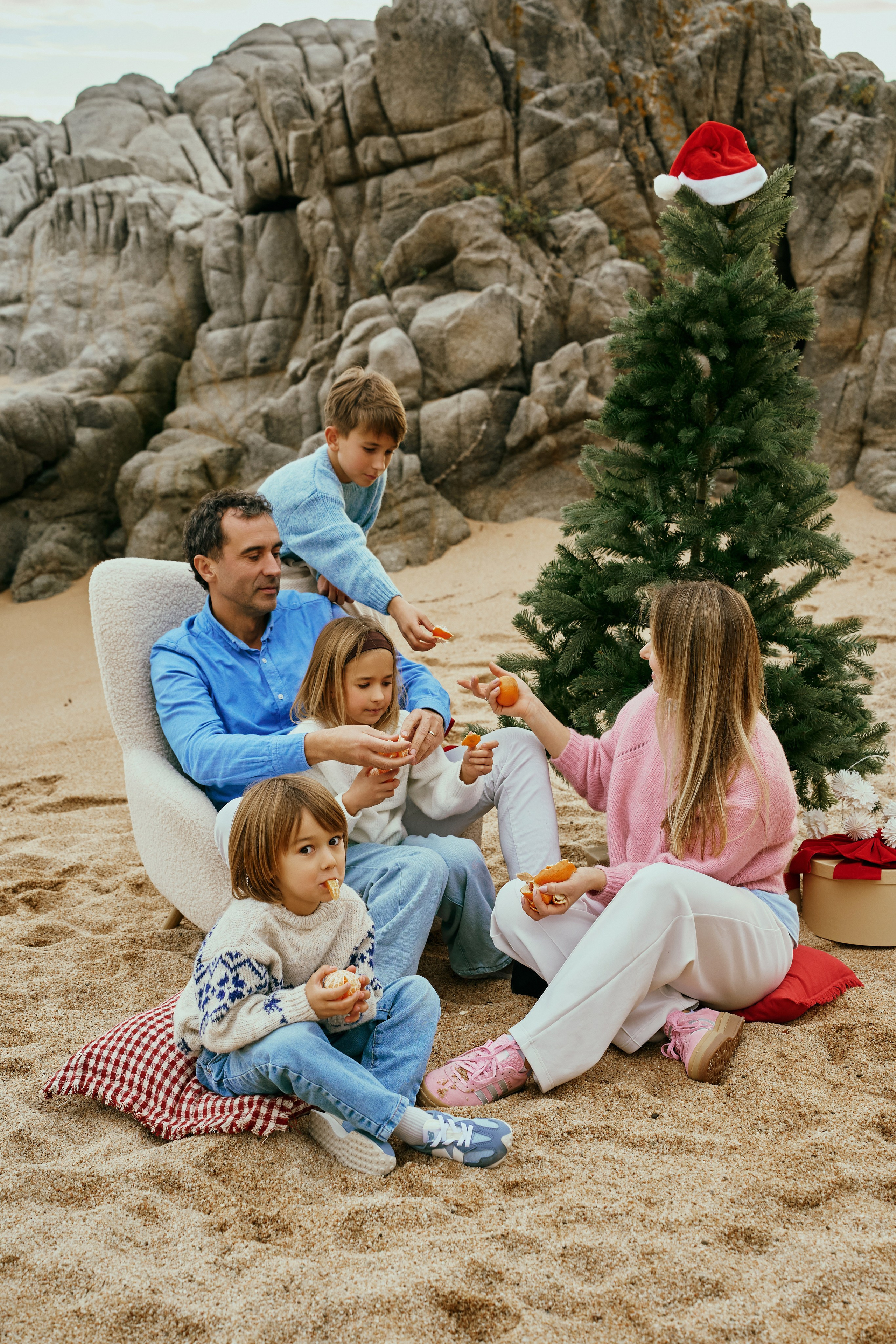 Рождество на пляже. Такие разные, любимые. Фотограф в Барселоне Жанна Захарченко