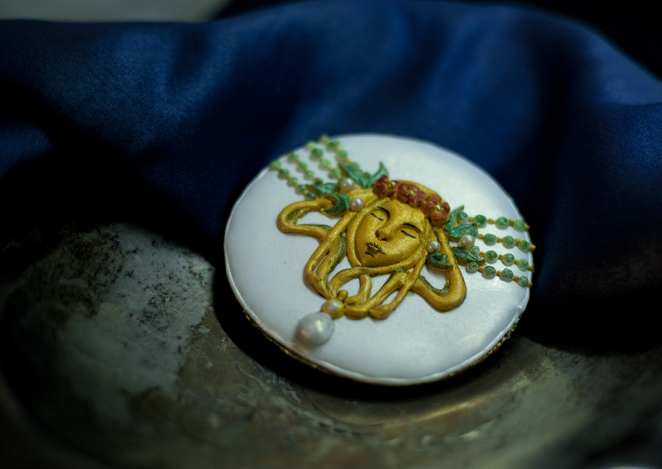 PRODUCT PHOTOGRAPHY. Lero Photographer and a set designer|individual custom portrait and advertising photography in Zutphen