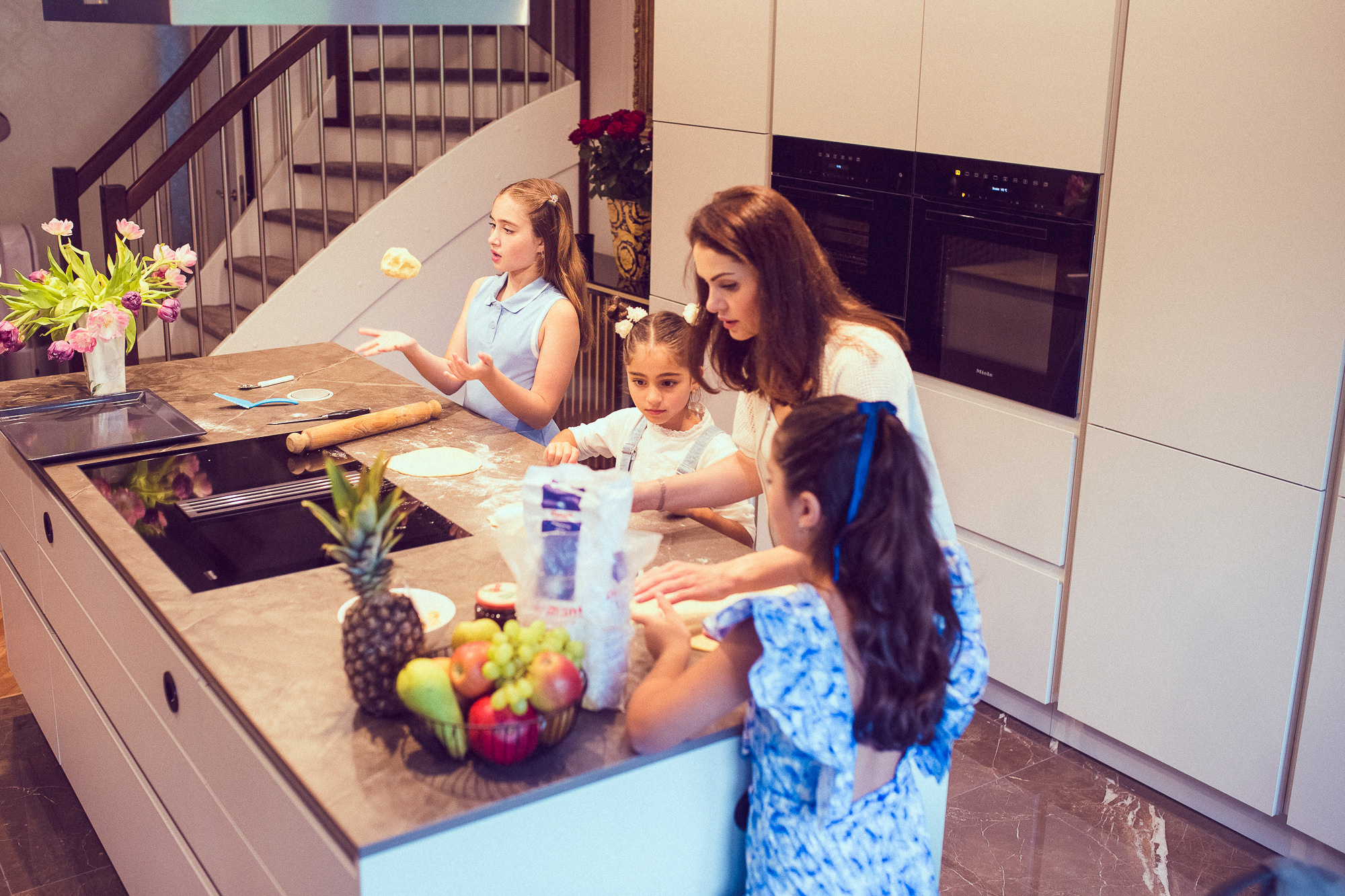 Backen macht Spaß!. Hochzeitsfotografie in Berlin Nataliia Schütze