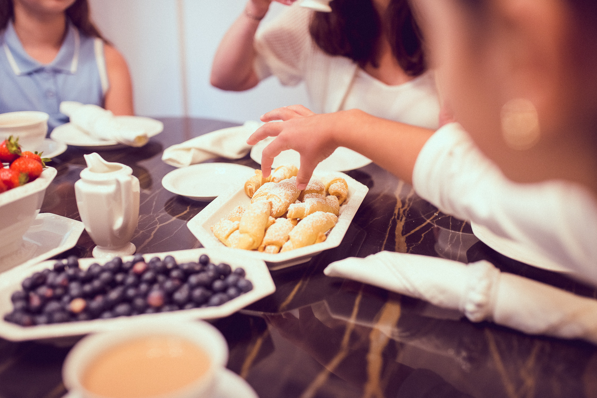 Backen macht Spaß!. Hochzeitsfotografie in Berlin Nataliia Schütze