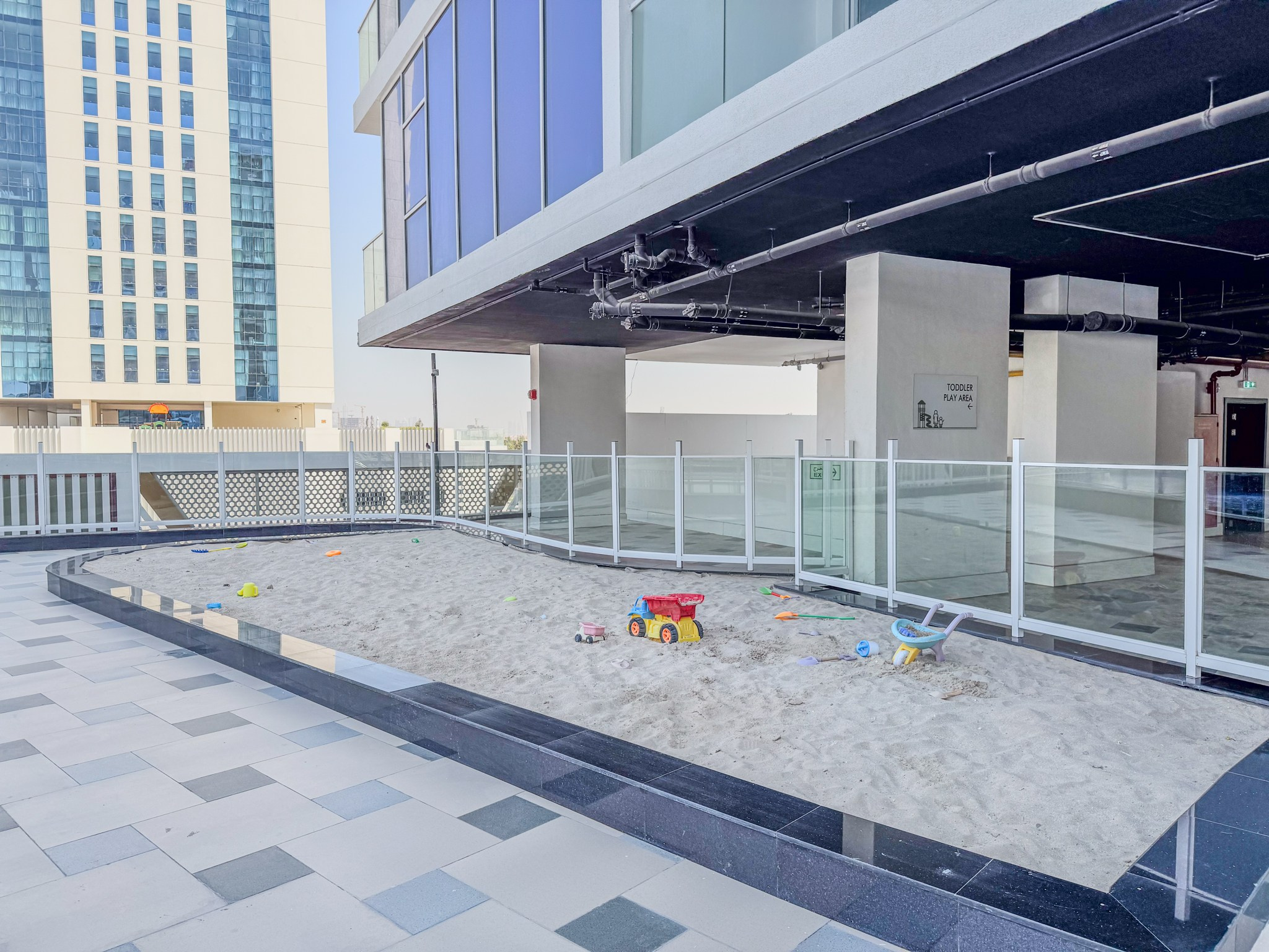 Gemz by Danube. Zakhar Leshkov Photo