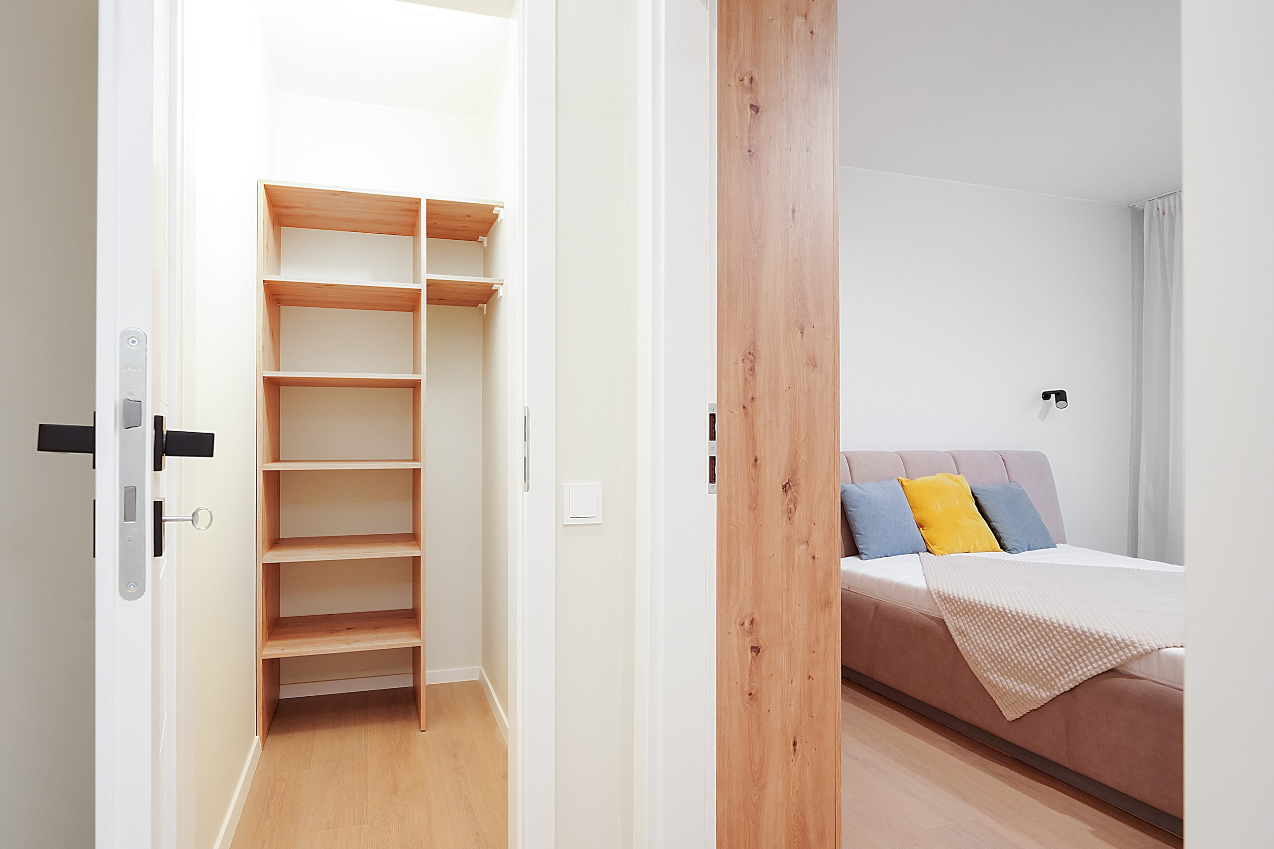 Butų, gyvenamųjų namų, komercinių patalpų fotografavimas. Elina Sapiega fotografė Vilniuje