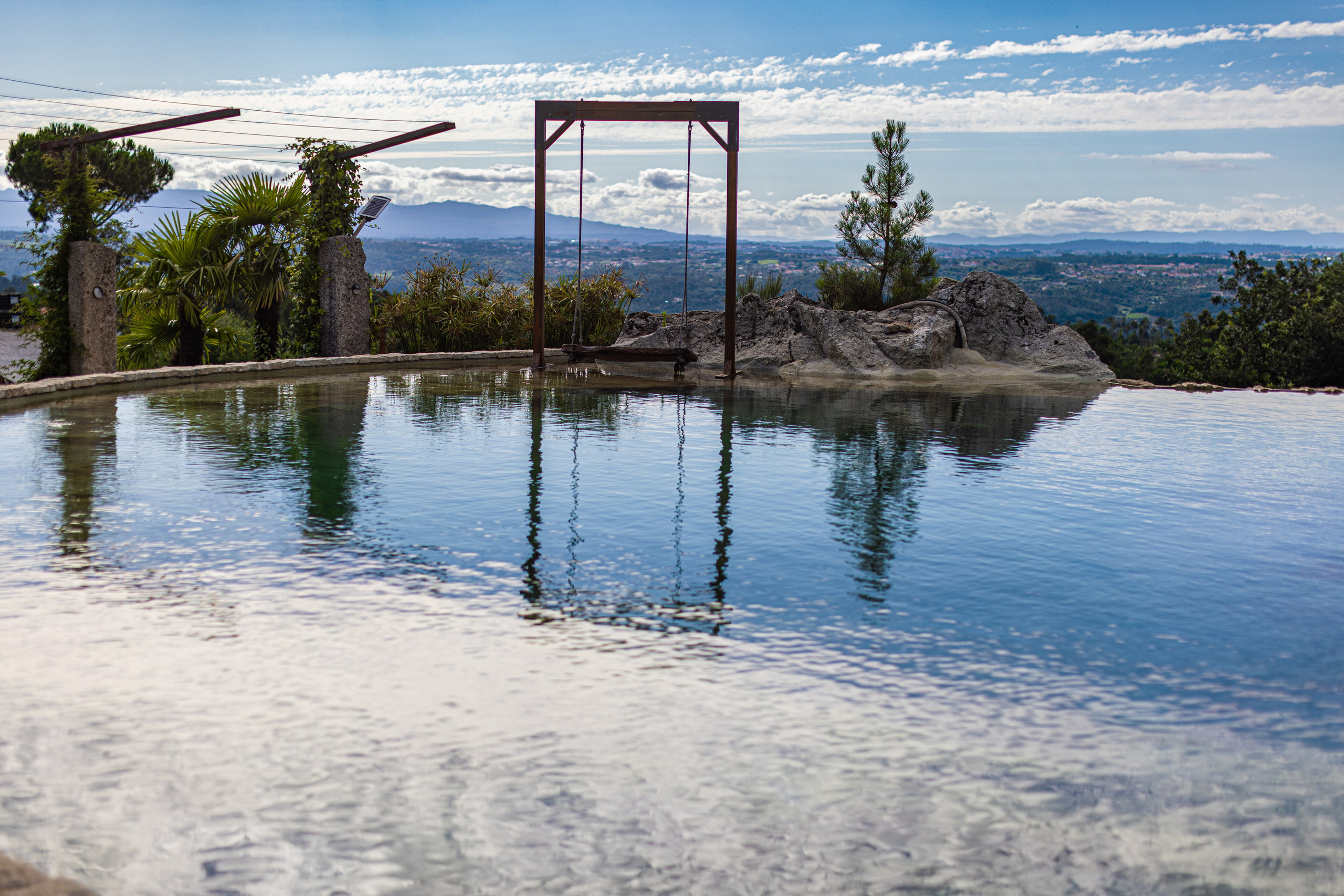 PEDRA AGUDA SPA. ESTUDIO DOZE