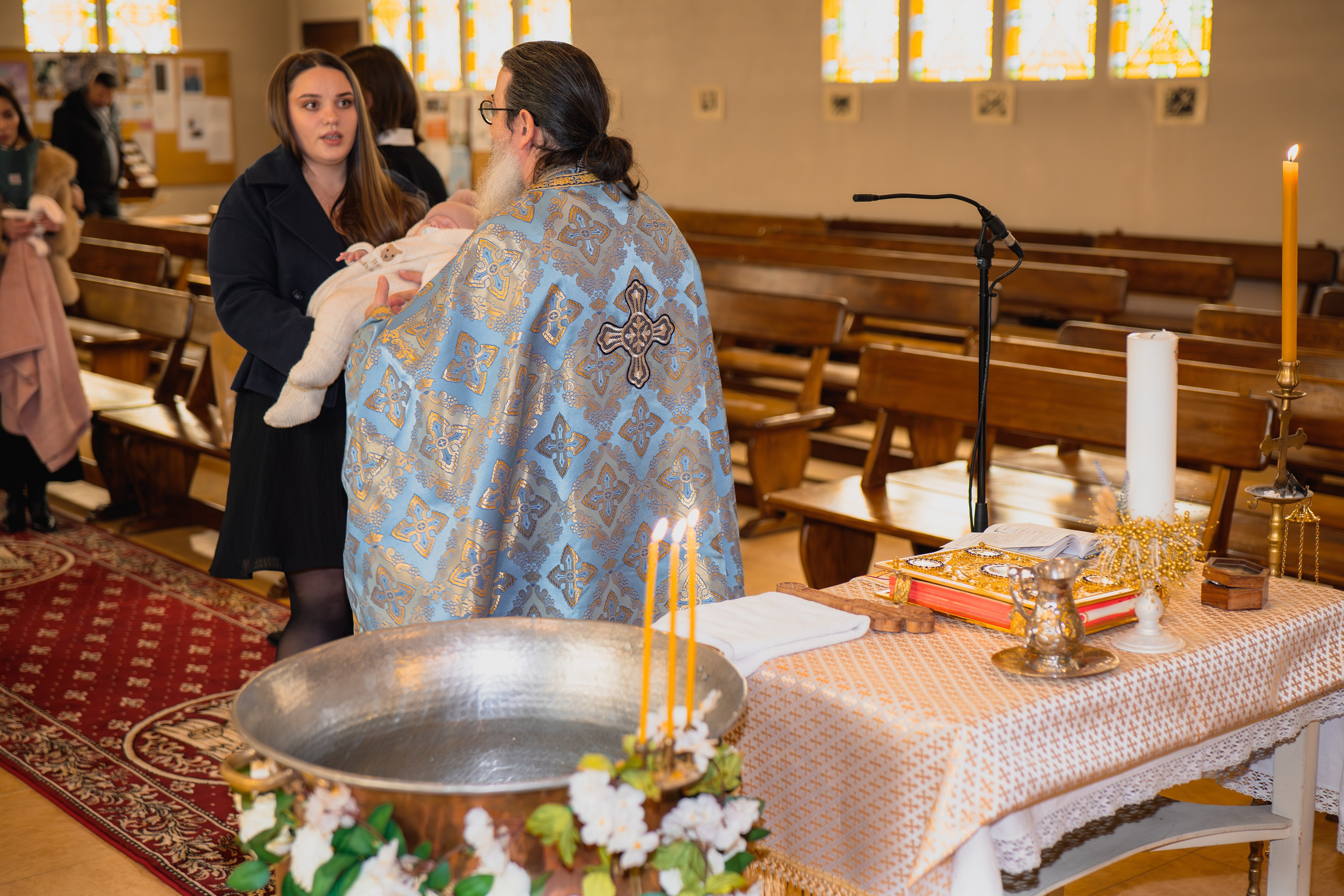 Botezul micii printese. Fotograful și Cameramanul familiei dvs în Franța Paul Photographer