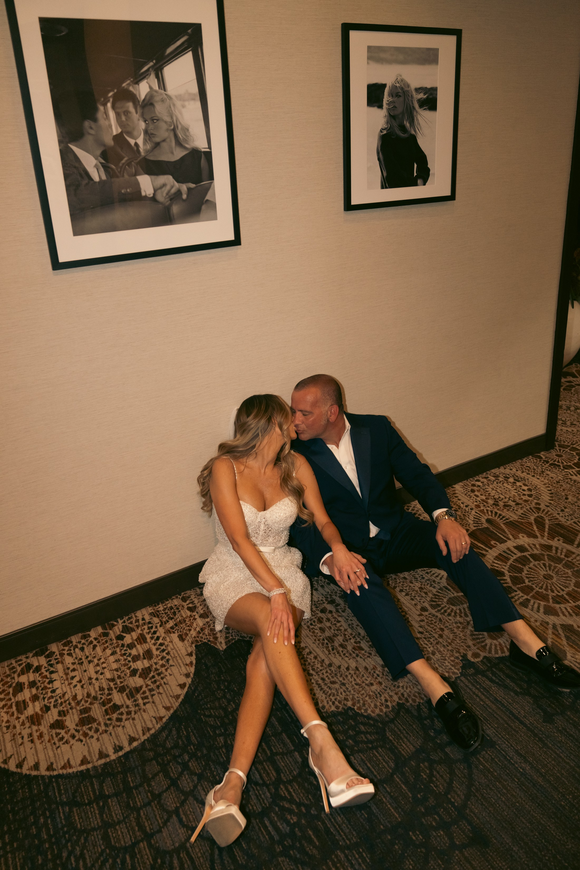 Jessica&Joey. Wedding & elopement photographer Viktoriya Kravtsov. Las Vegas