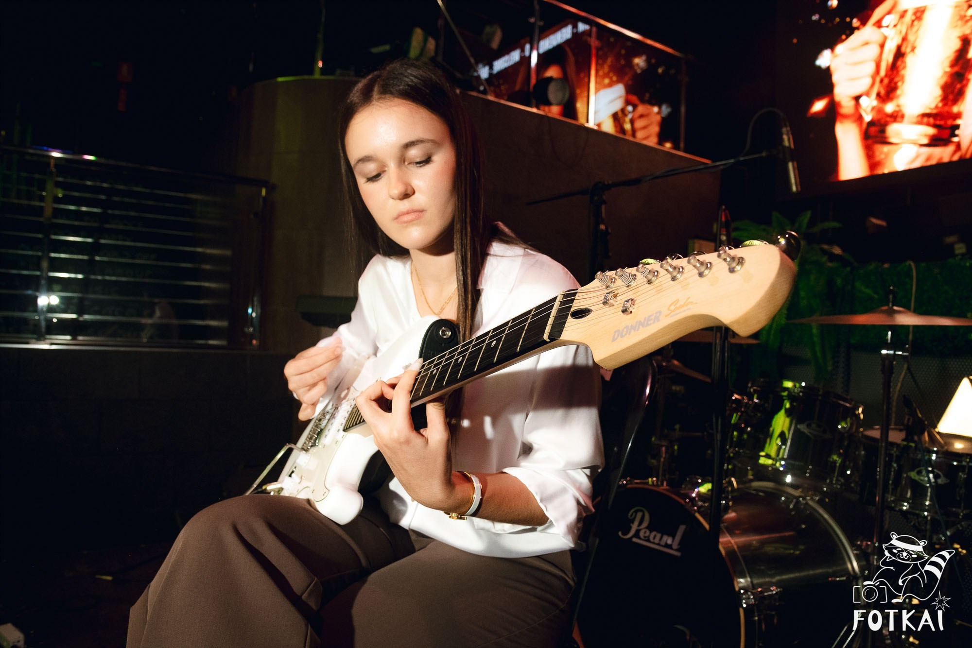 Oktoberfest Torrevieja 2025 в Avalon — Stones of the Coast, живая музыка и рок-атмосфера | Фоторепортаж FOTKAI