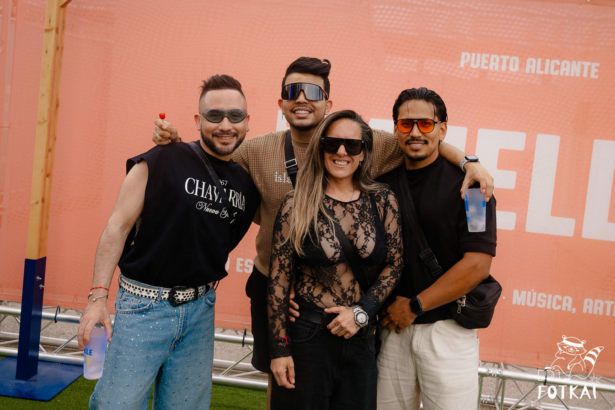 Cariña La Fiesta 2.0 — Fotos del evento en El Muelle Live, Alicante, 2026 | FOTKAI