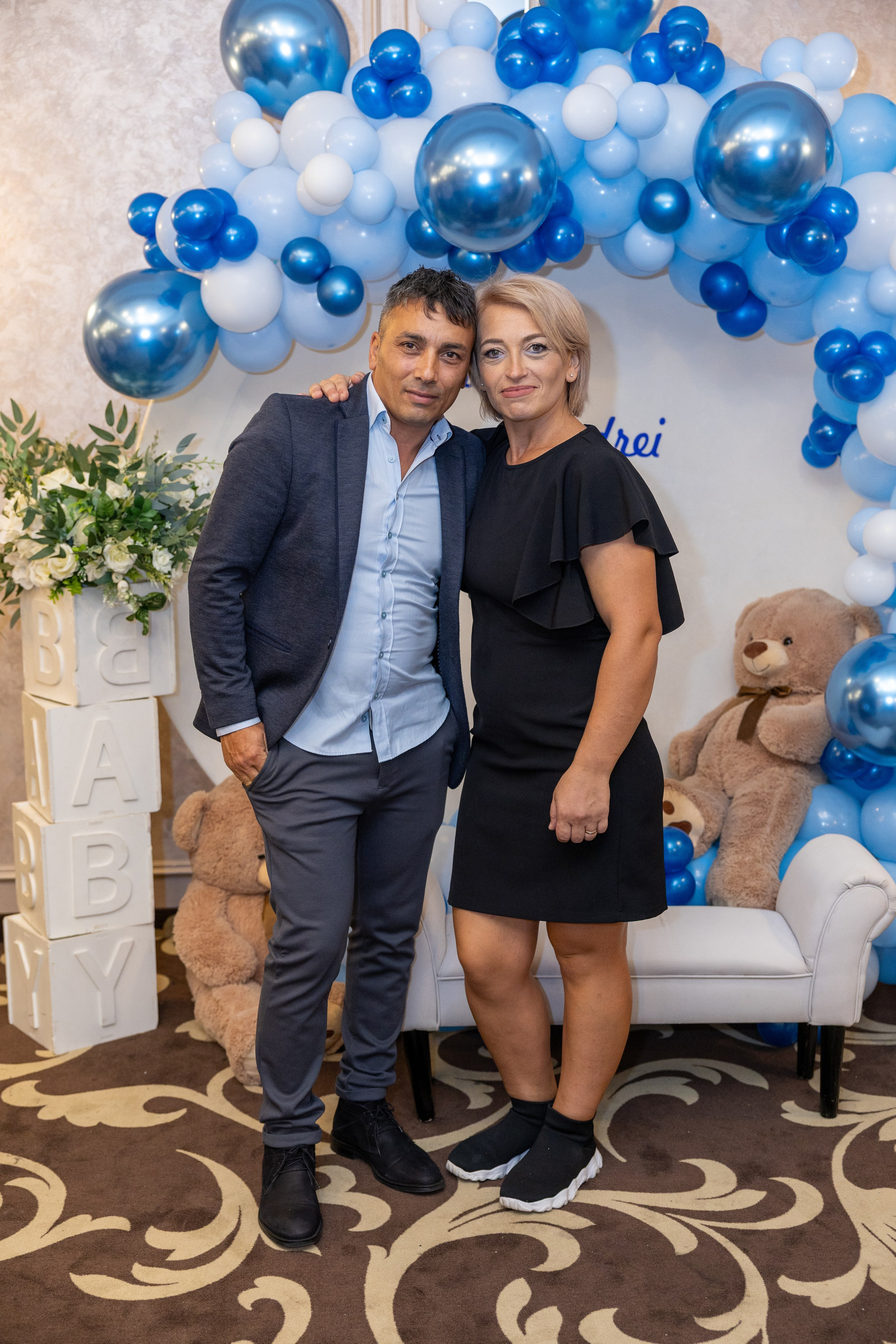 Andrei Sebastian. Moments By Gub