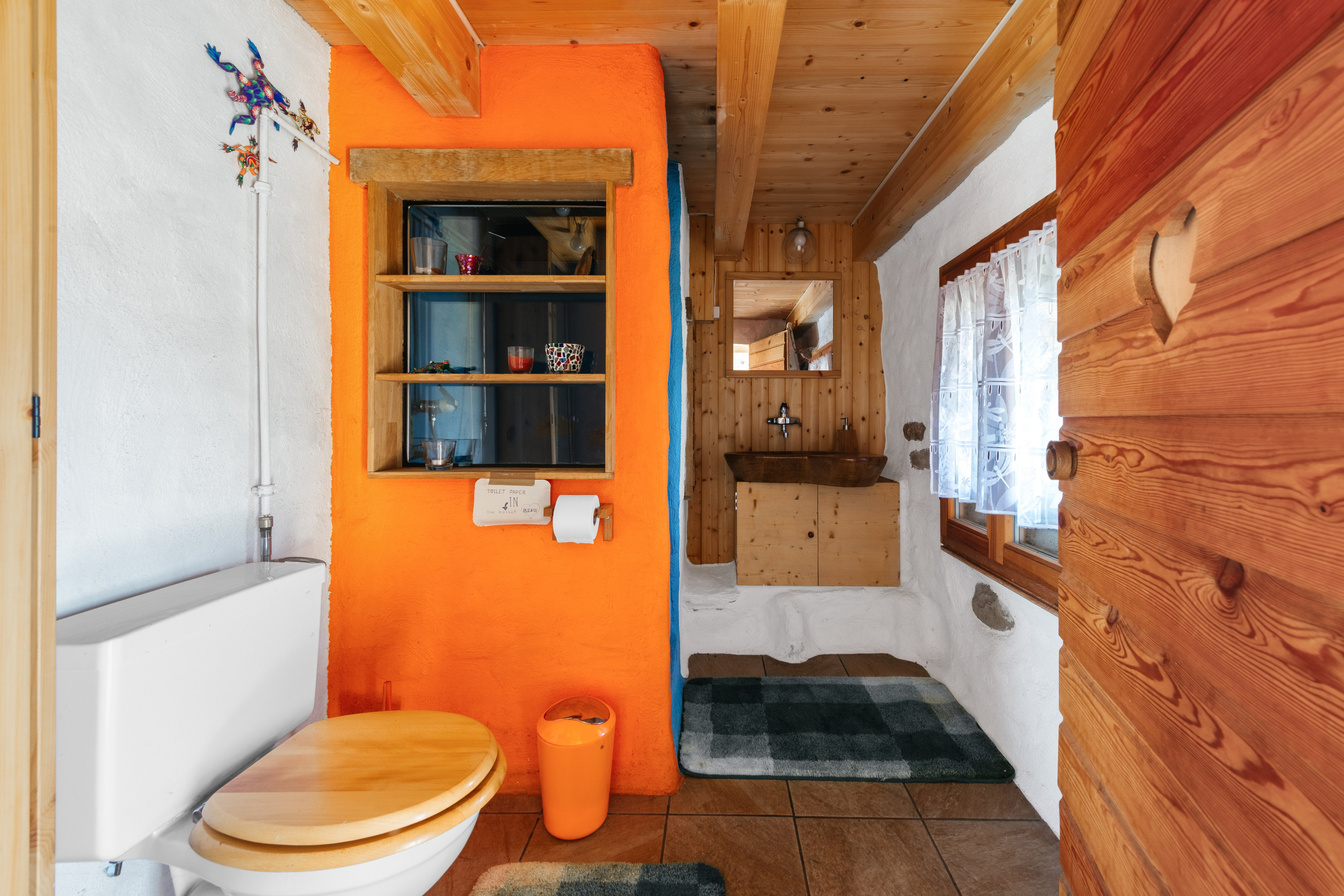 Rustico, VAL RESA, TICINO. Hallo! Ich bin Elena und arbeite als Immobilienfotografin