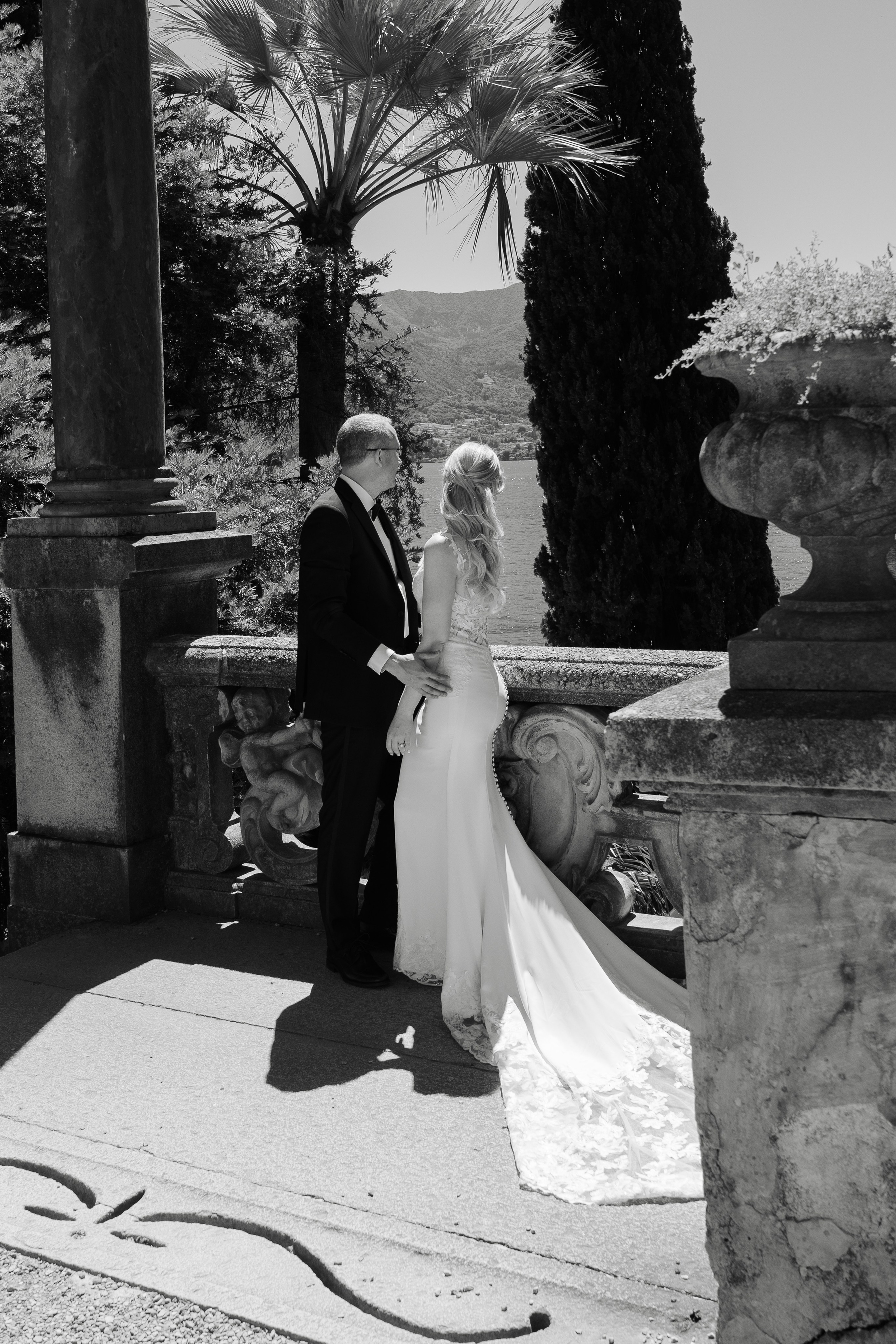 TARA AND KEVIN _ Villa Monastero. PHOTOGRAPHER IN ITALY