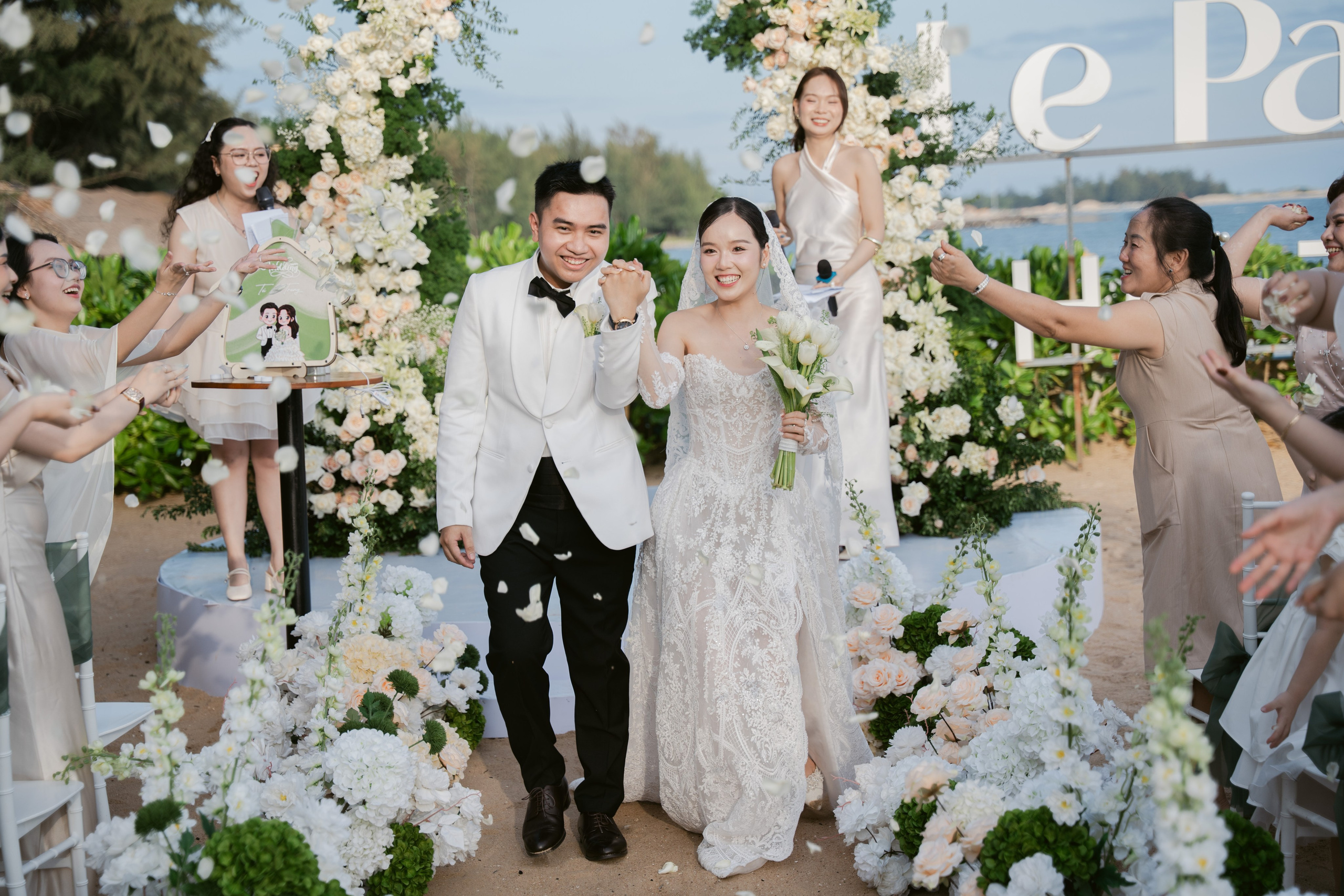 Tu + Trang | Photojournalism. BenColor Studio