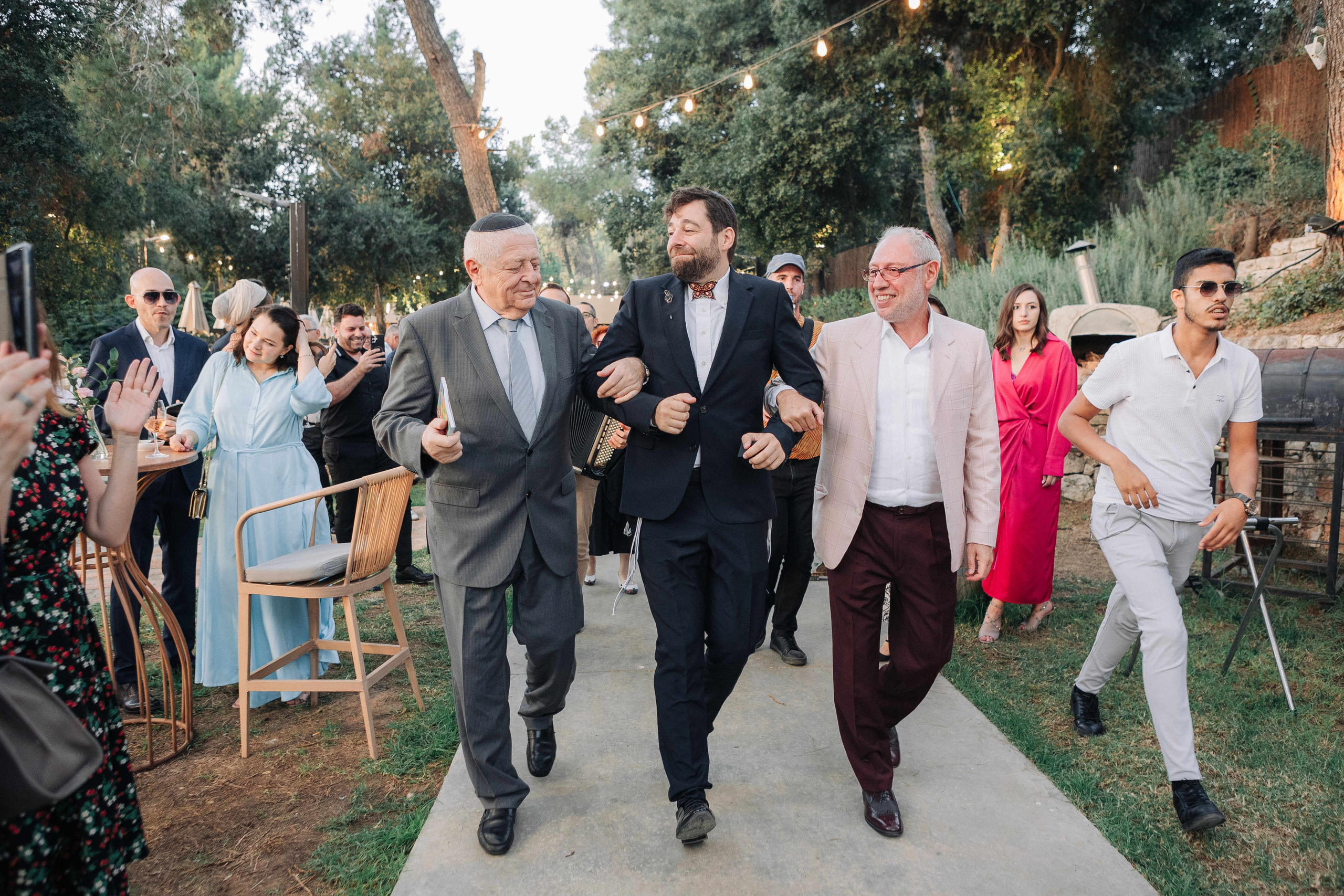 WEDDING OUT OF CITY. PHOTOGRAPHER IN ISRAEL