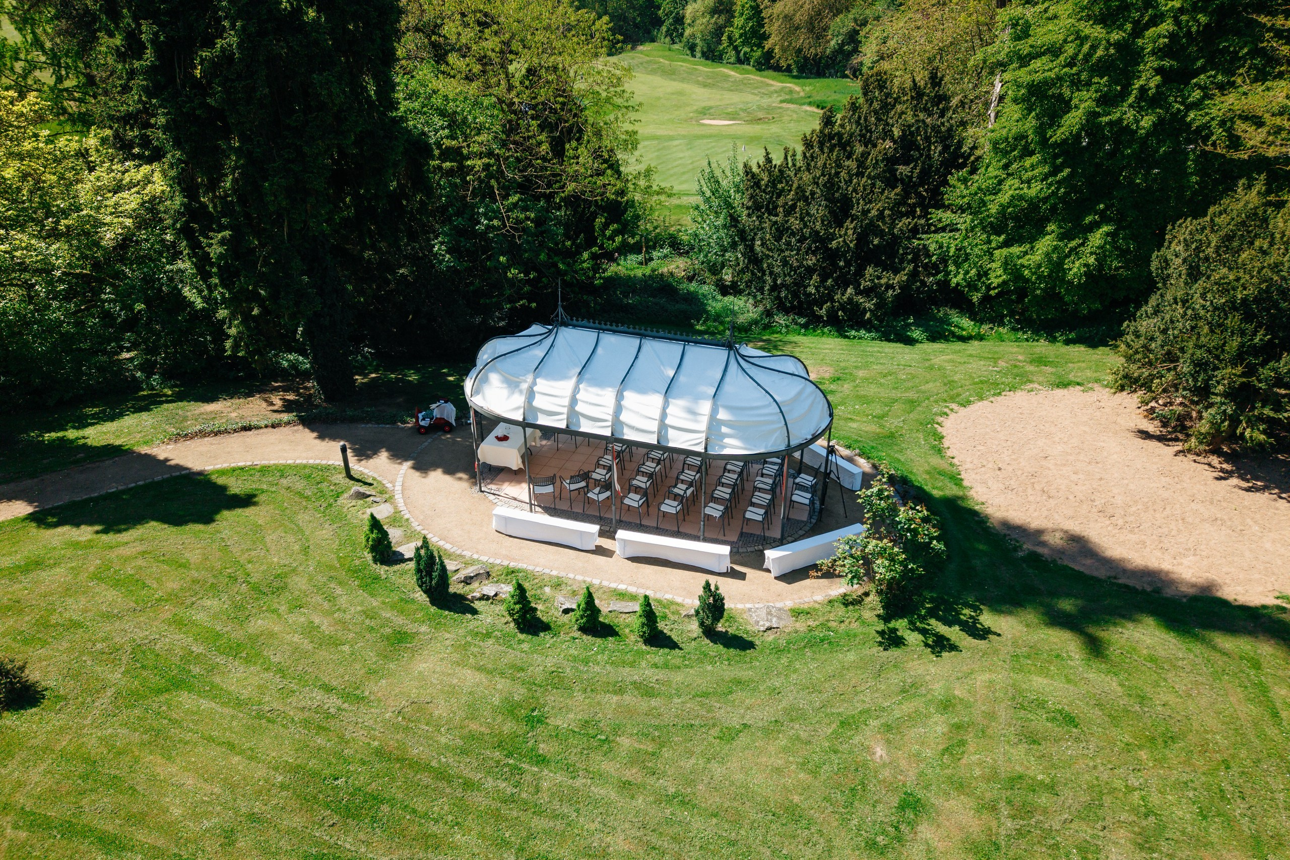 Authentic Wedding Film — Hofgut Dippelshof Darmstadt | Spring Wedding with Live Music & Drone Footage. Wedding photographer & videographer in Germany and Frankfurt | Denis Mirosnik