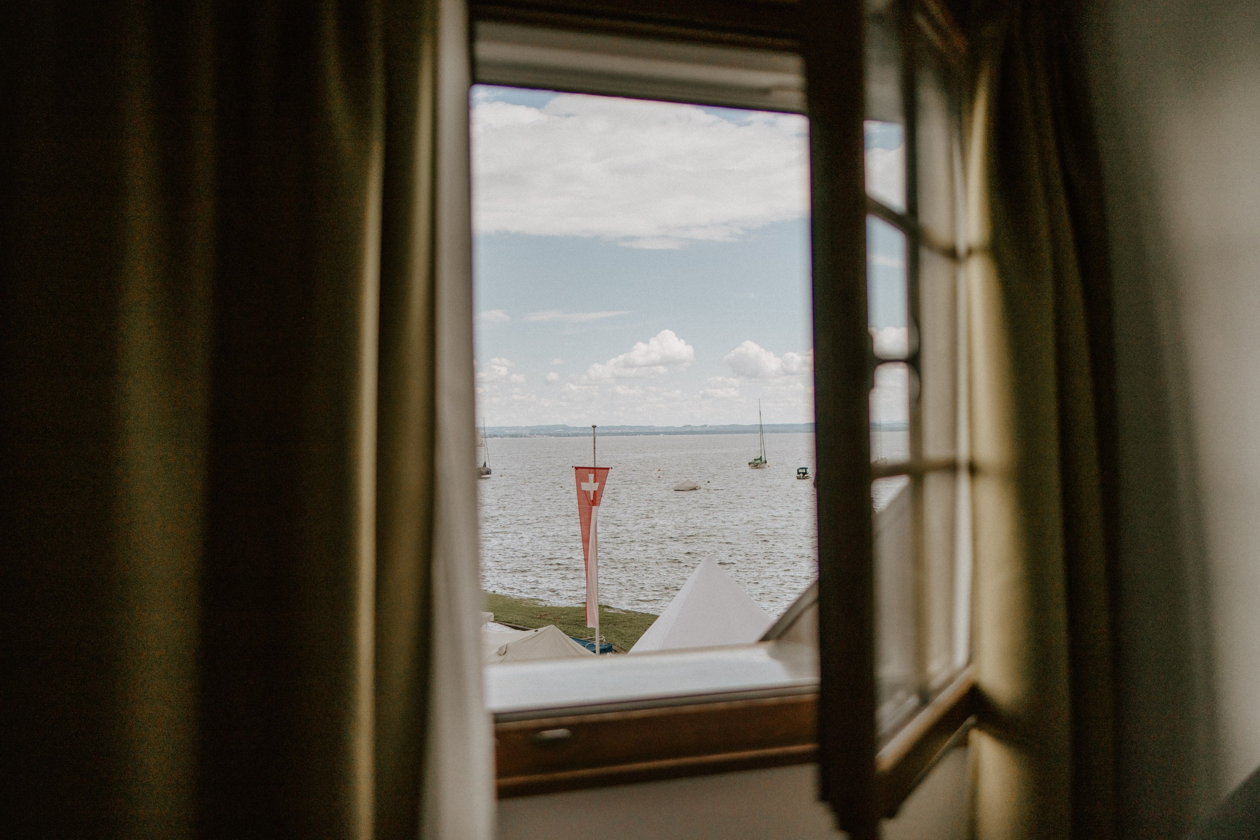 Ganztagesreportage Hochzeit Kesswil am Bodensee, Seegasthof Schiff. Hochzeitsfotografie Schweiz