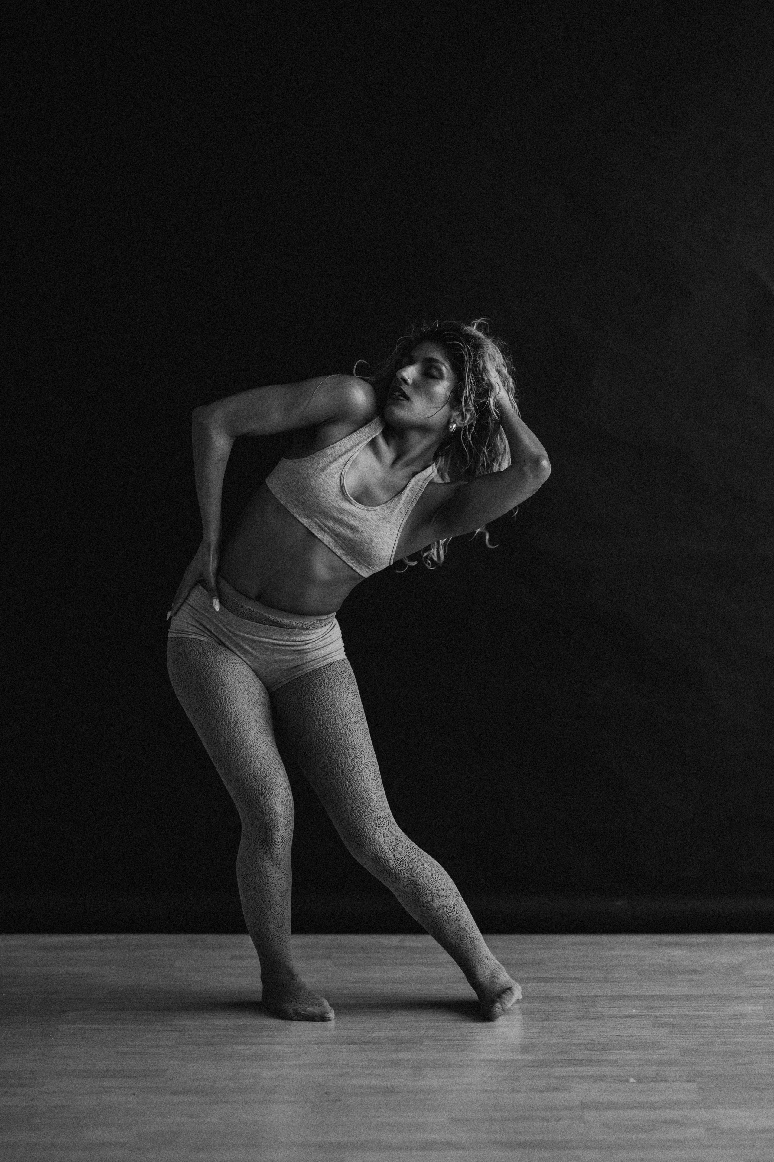 DANCERS. Victoria Olonen – Cinematic Portrait Artist | Helsinki & Europe