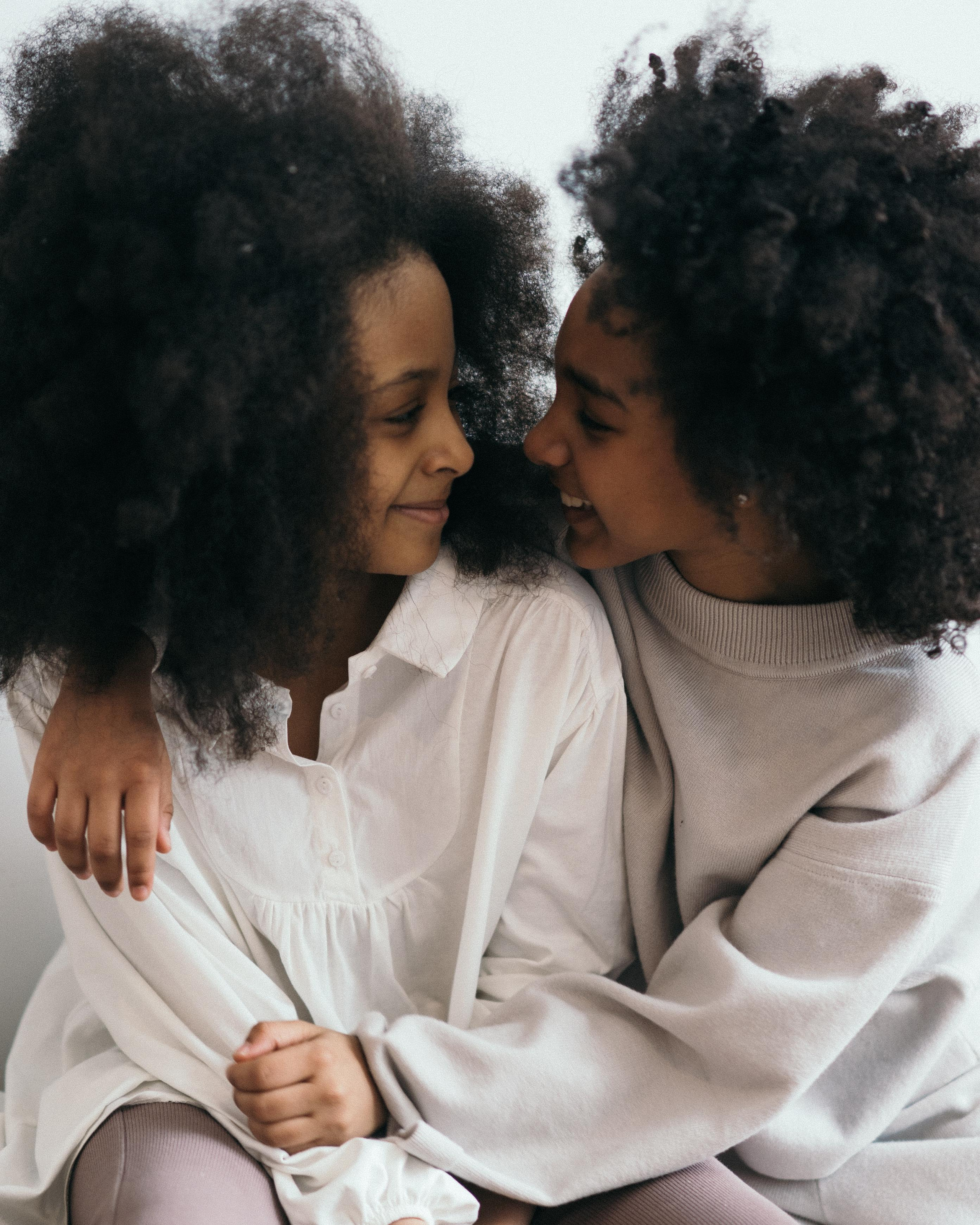 Sisterhood. Elena Pretzner Photography