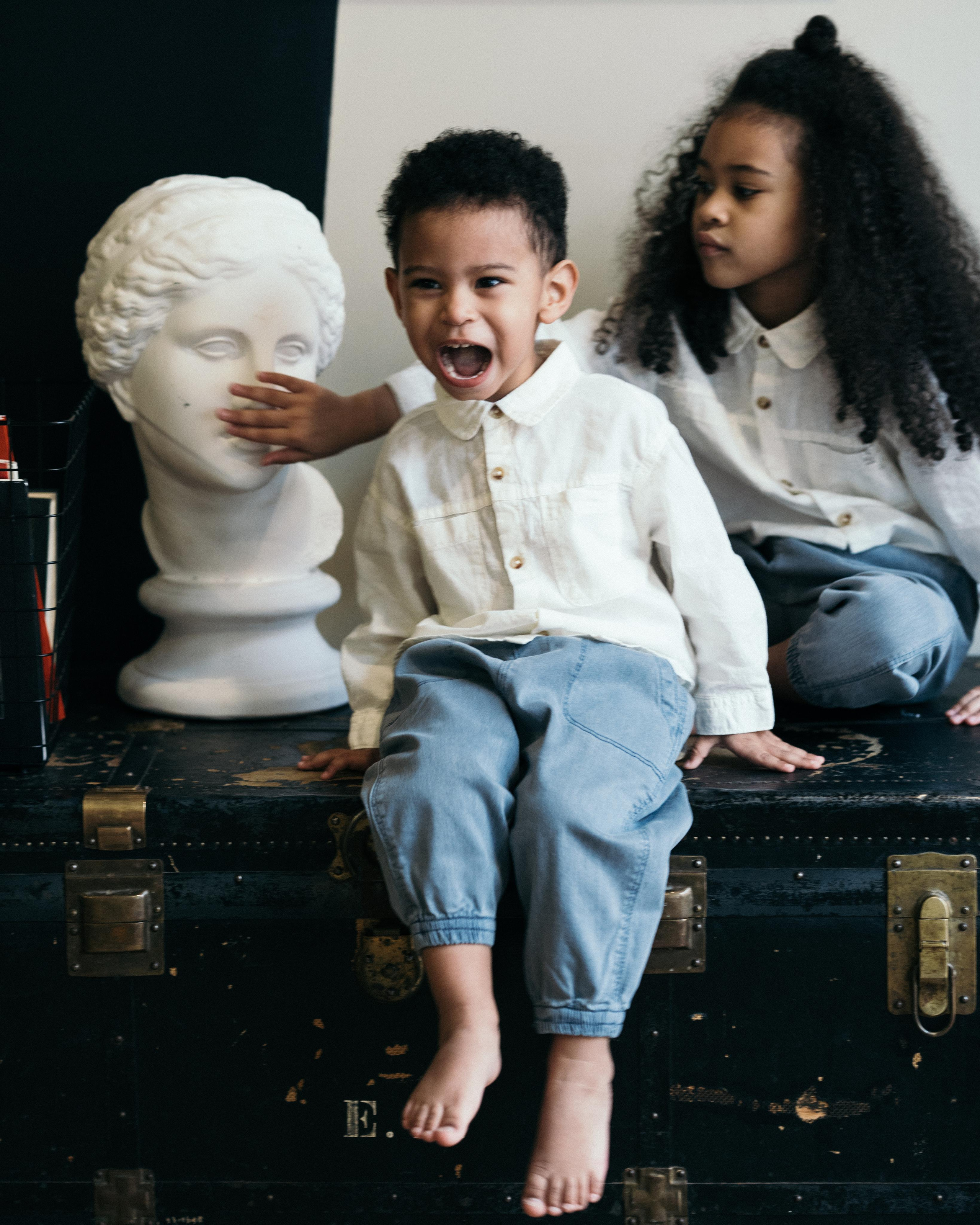 Sibling Love. Elena Pretzner Photography