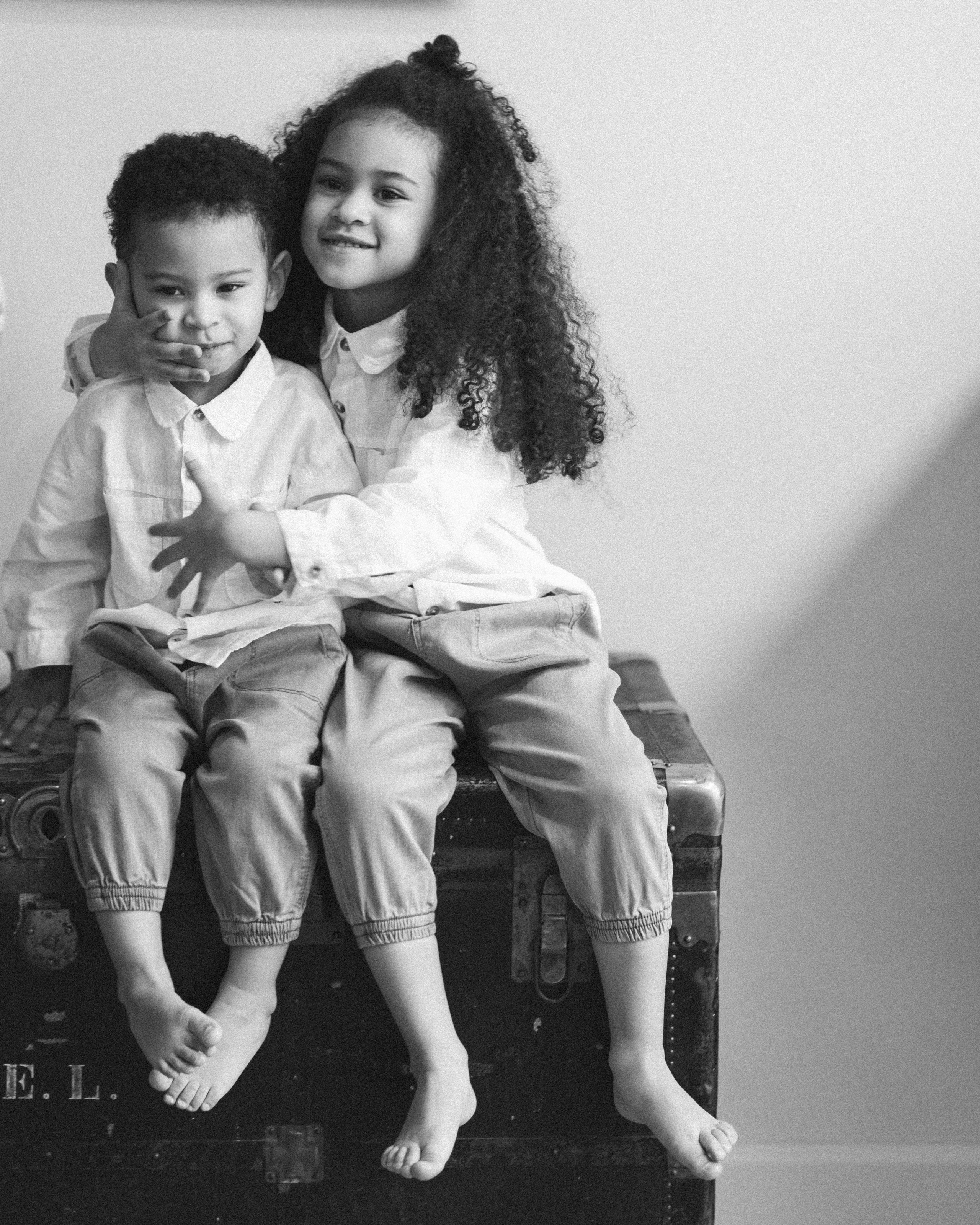 Sibling Love. Elena Pretzner Photography