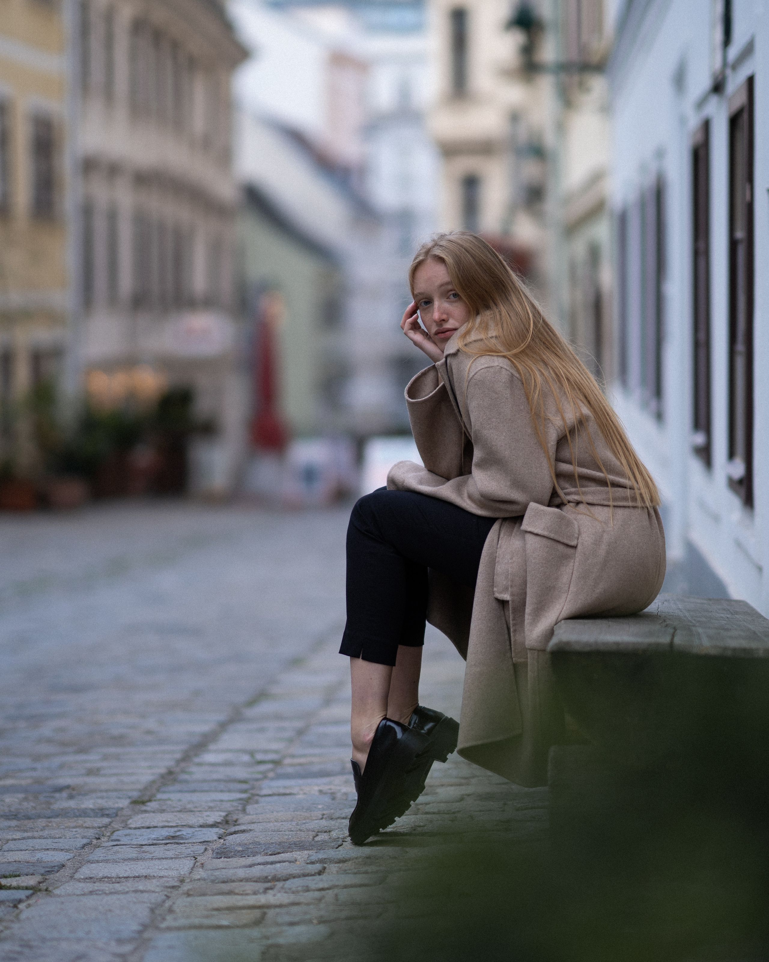 Nora- Vienna walk. Elena Pretzner Photography