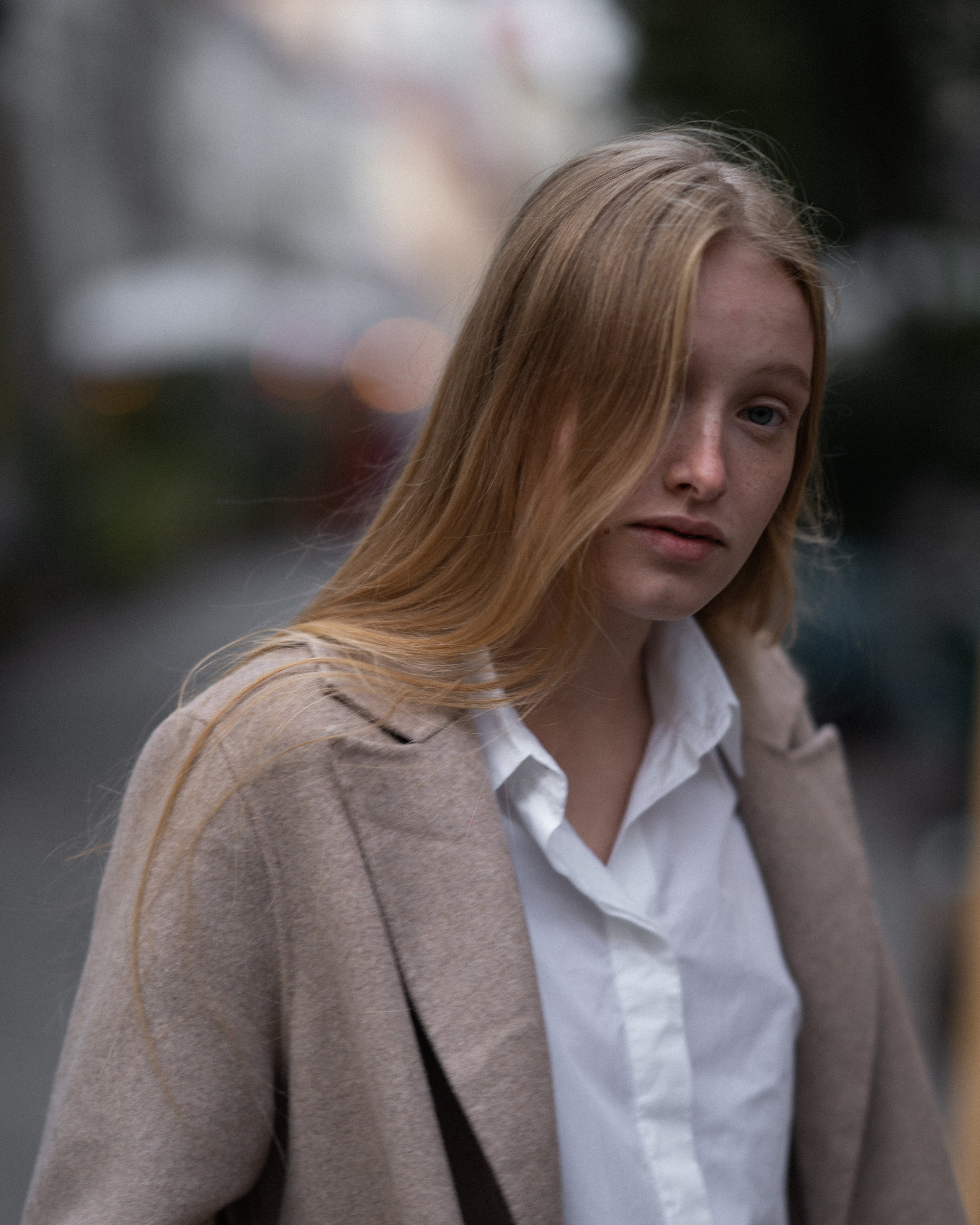 Nora- Vienna walk. Elena Pretzner Photography