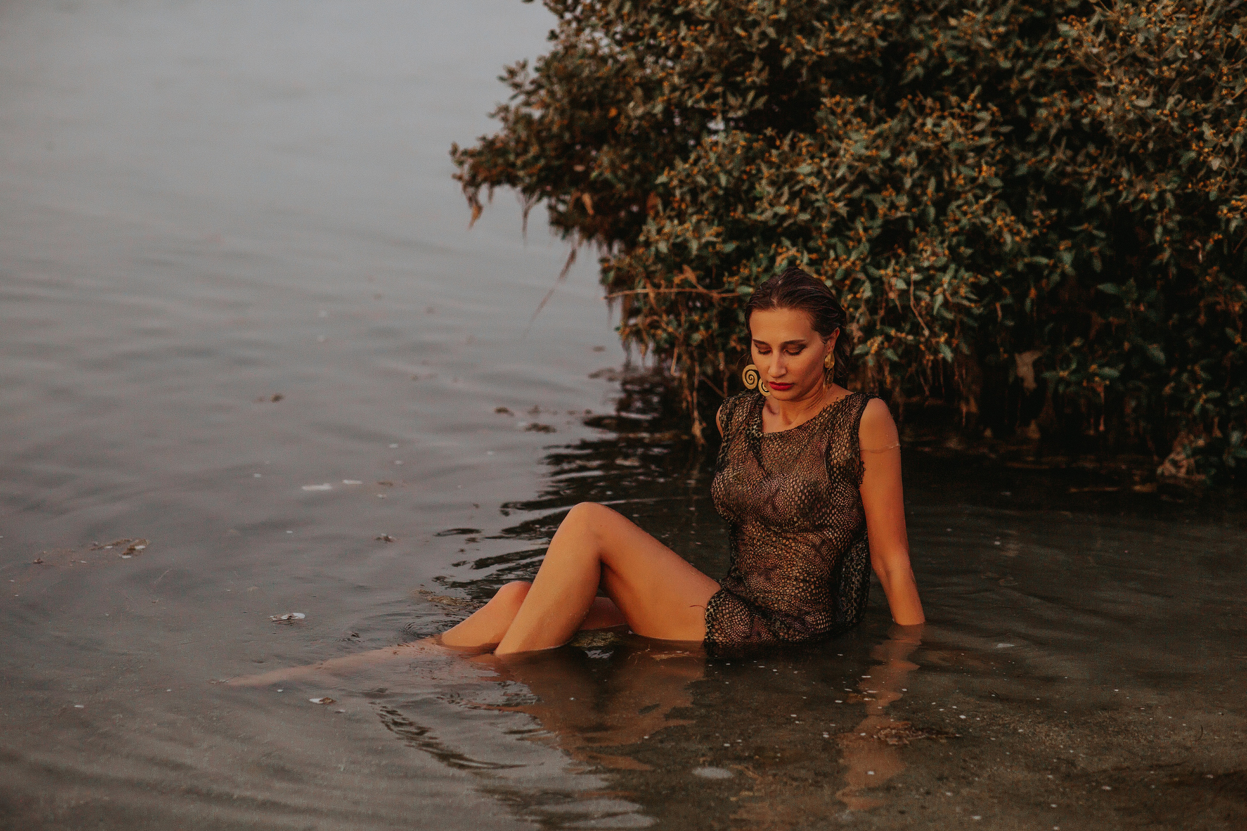 Ksu. Photoshoot at Mangrove beach. Портретний та весільний фотограф Надія Онода