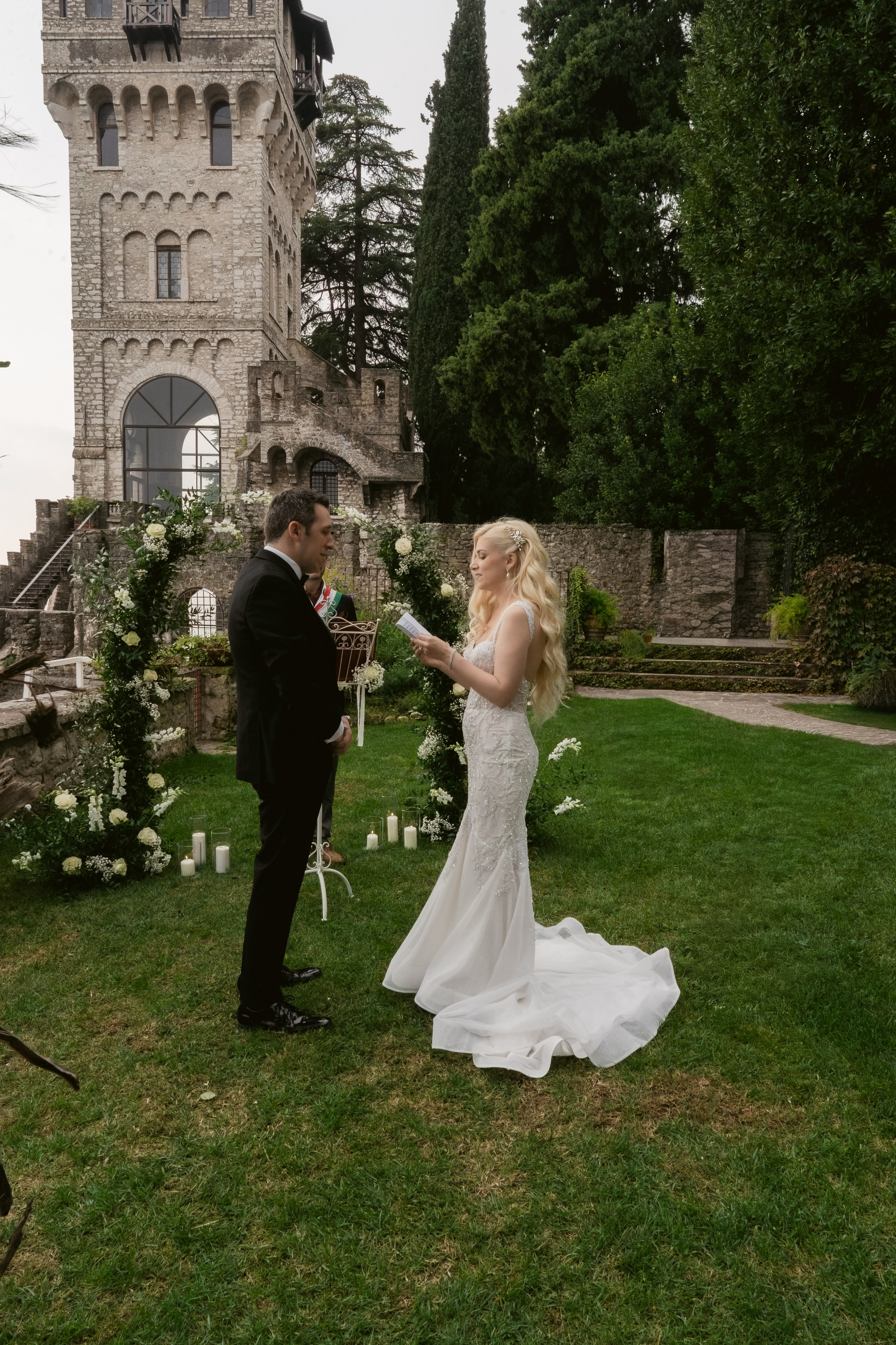 LINDSEY AND ROBERT _LAKE GARDA. PHOTOGRAPHER IN ITALY