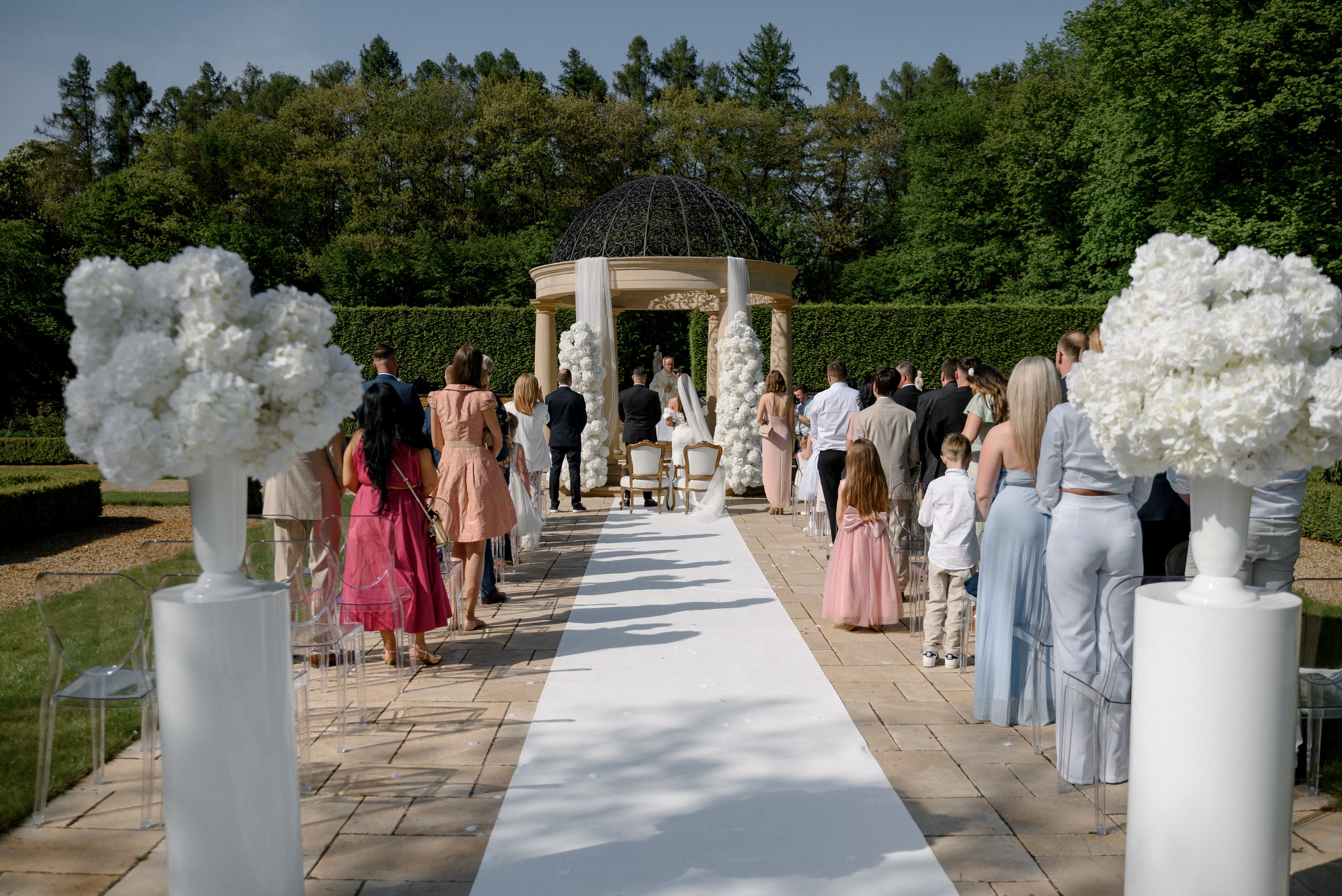 Paula i Marcin wesele w Pałacu Mała wieś 30.04.2024. Wedding photographer Warsaw and Europe