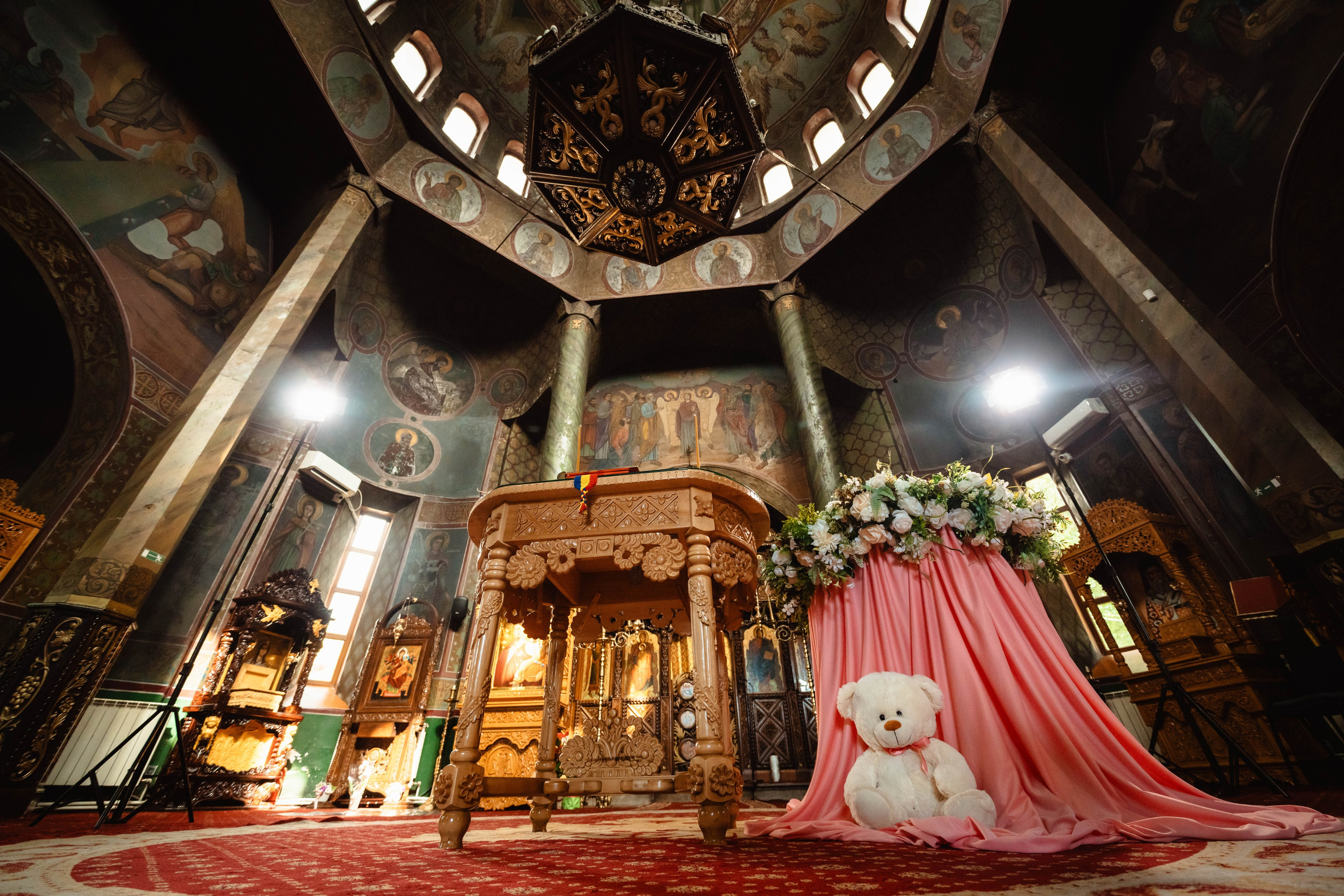 Thea. Fotograf nunta si evenimente Giurgiu