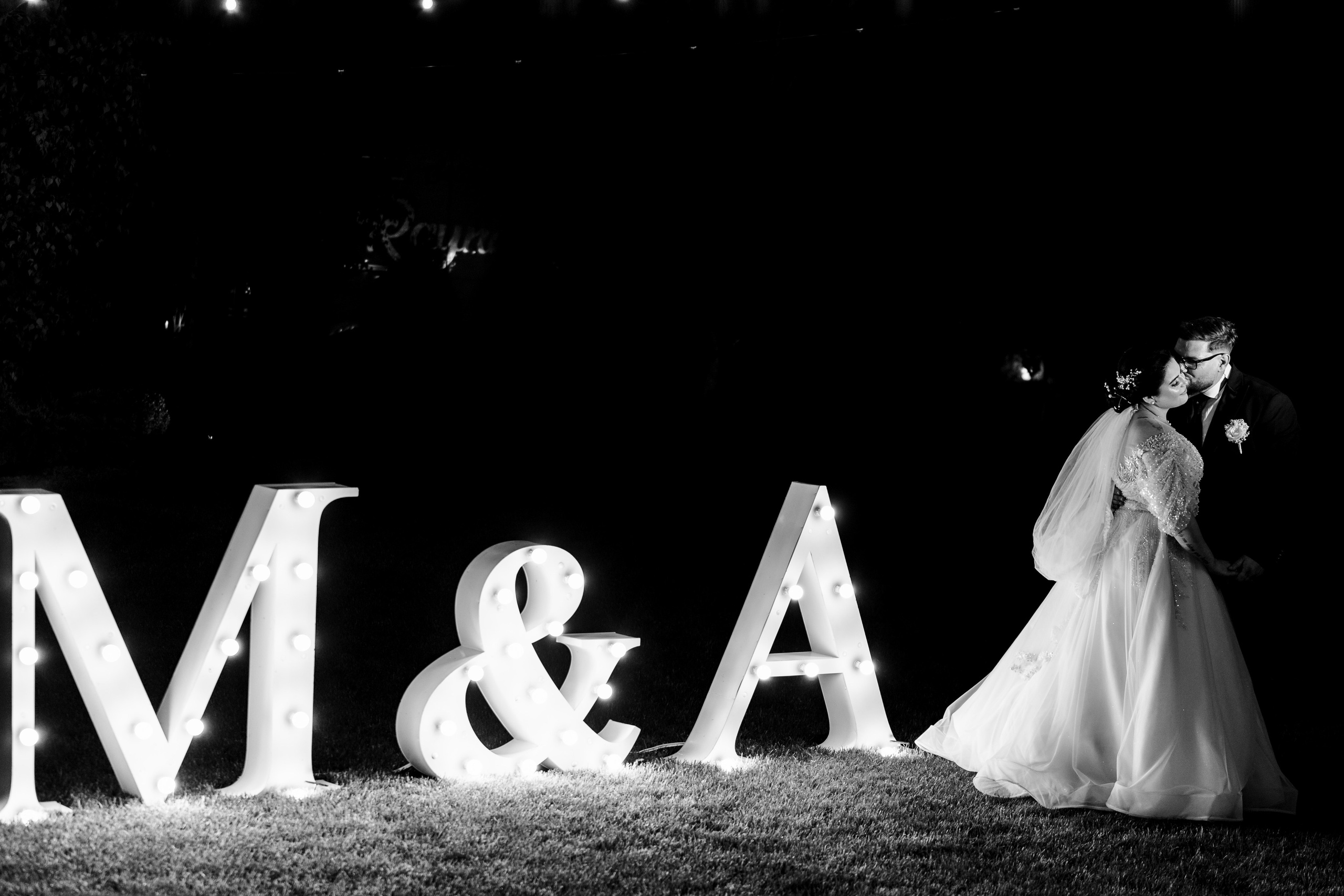 Madalina & Alex. Acasă