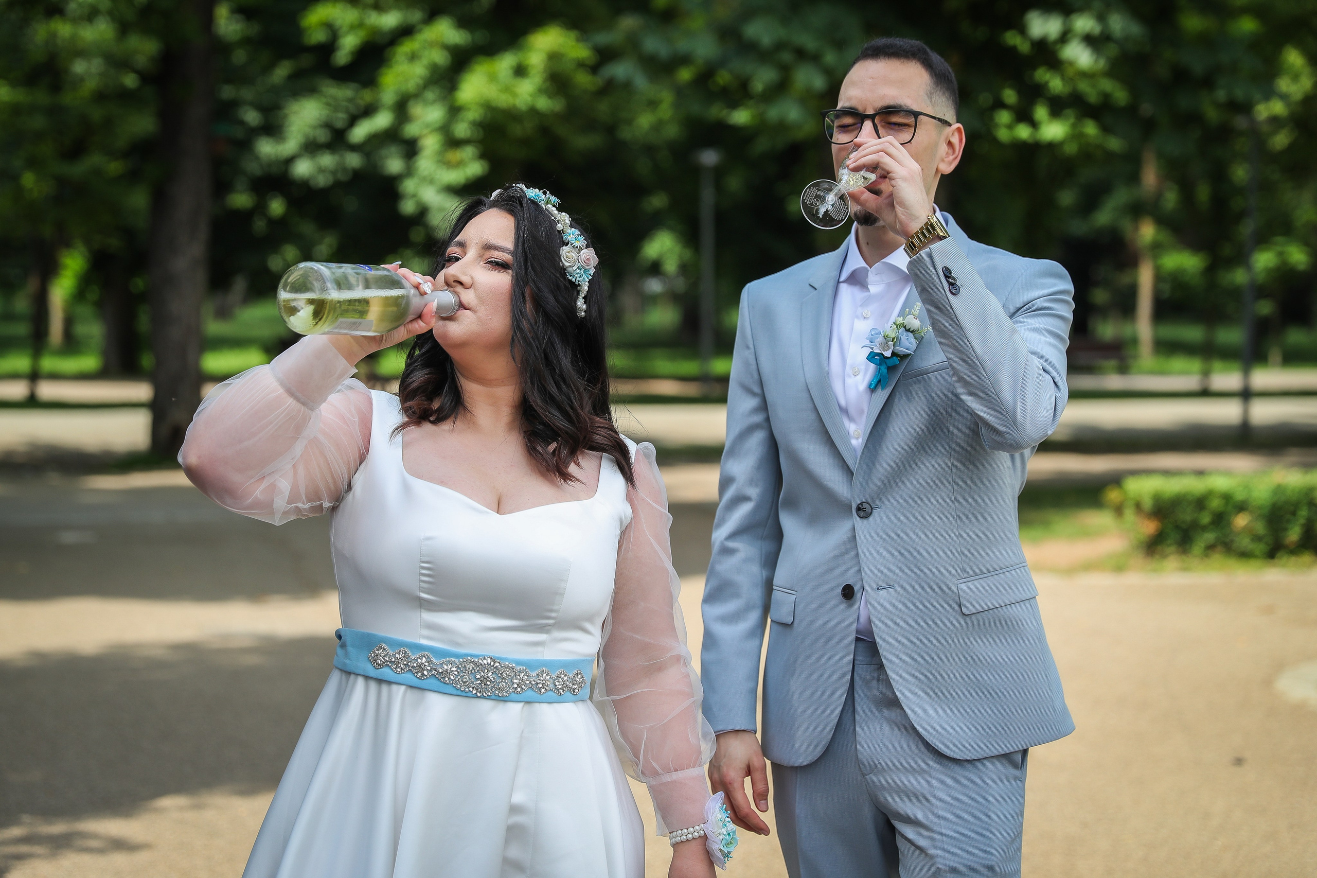 Andreea & Andrei — autentic, asumat, real. Rares Bucur is a professional wedding photographer based in Cluj-Napoca, Romania, specializing in wedding photography