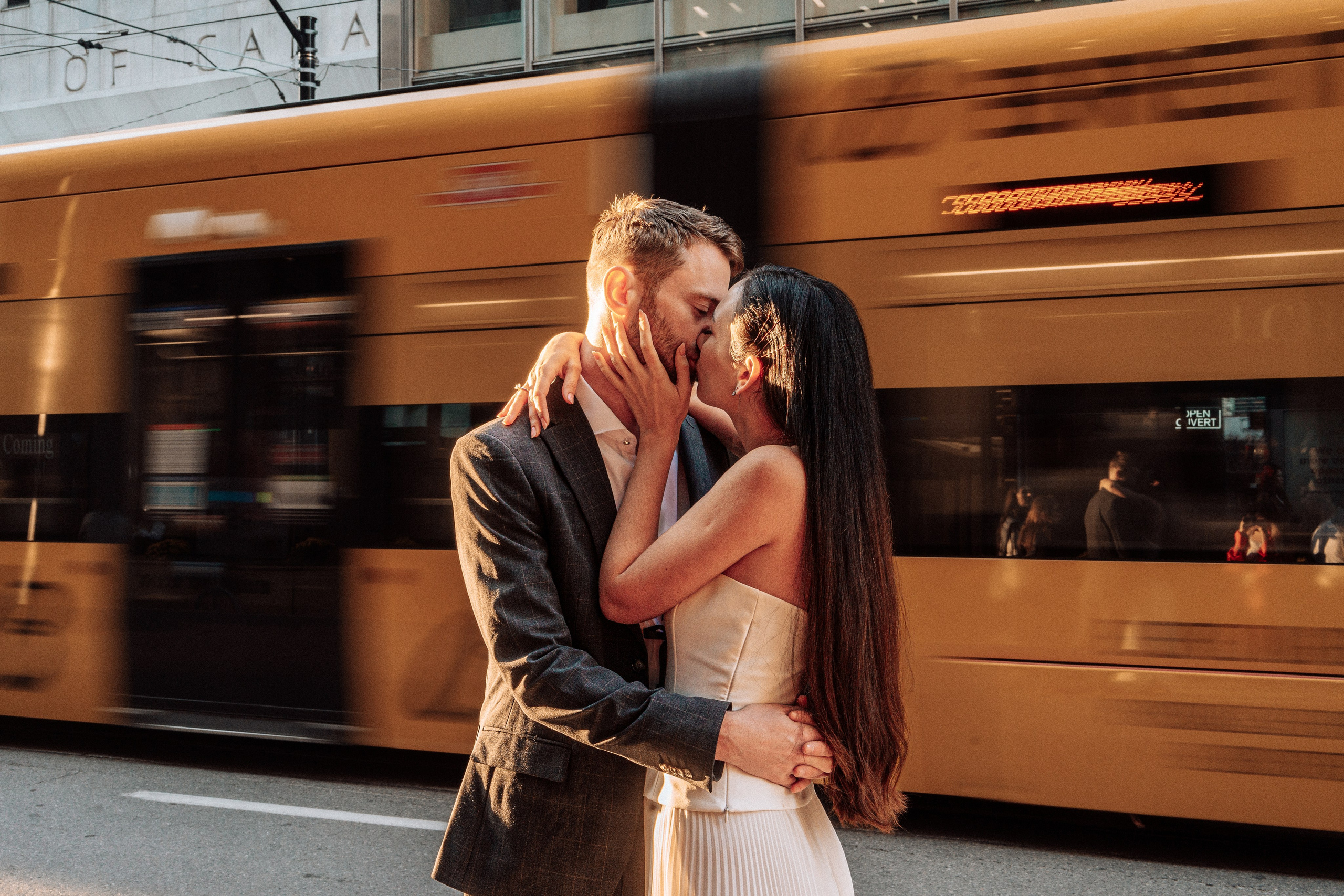 Ontario wedding photographer capturing the love and bond between families during weddings.