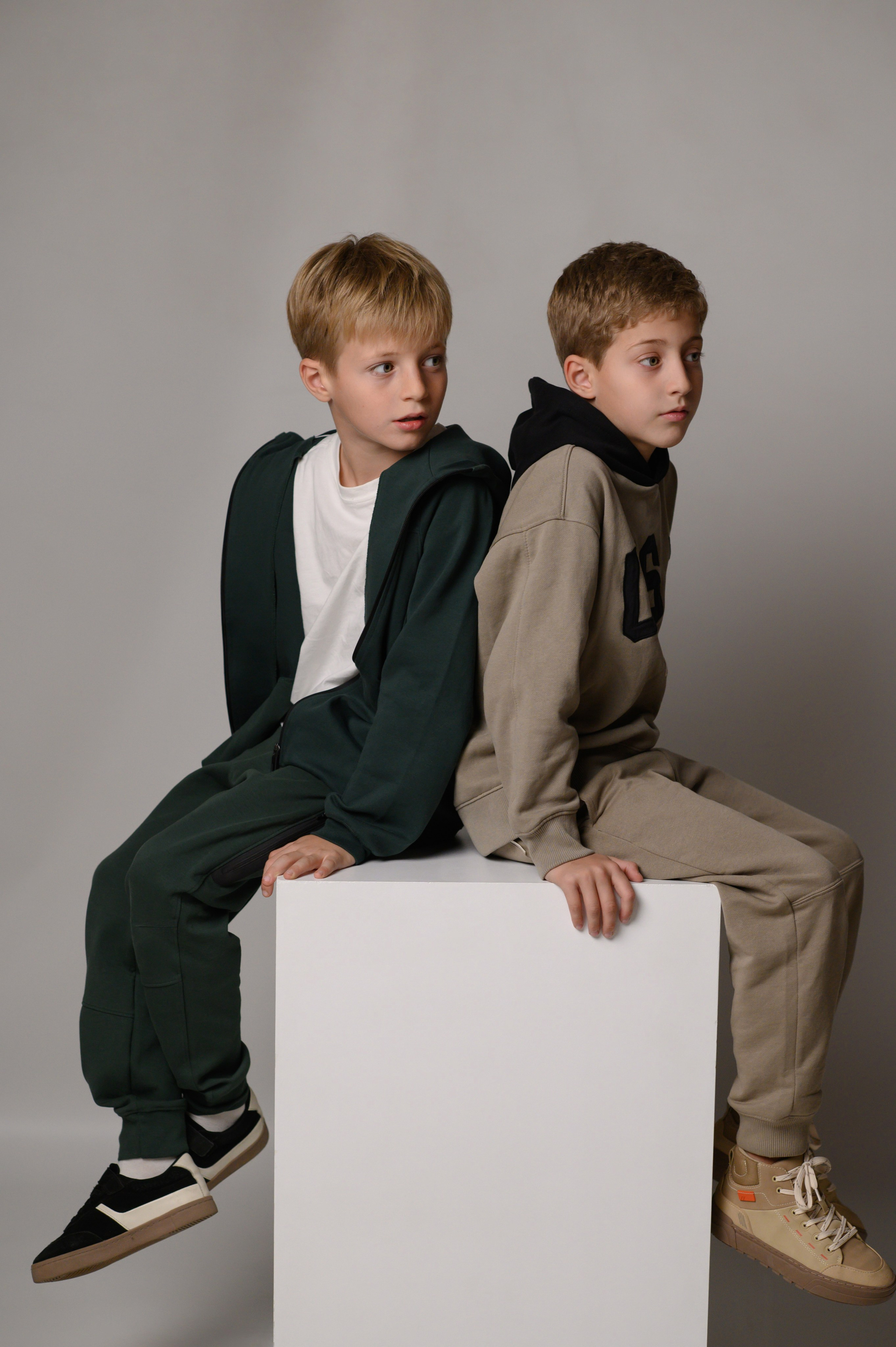 KIDS STUDIO. Семейная, детская, портретная и предметная фотосъемка в Салониках