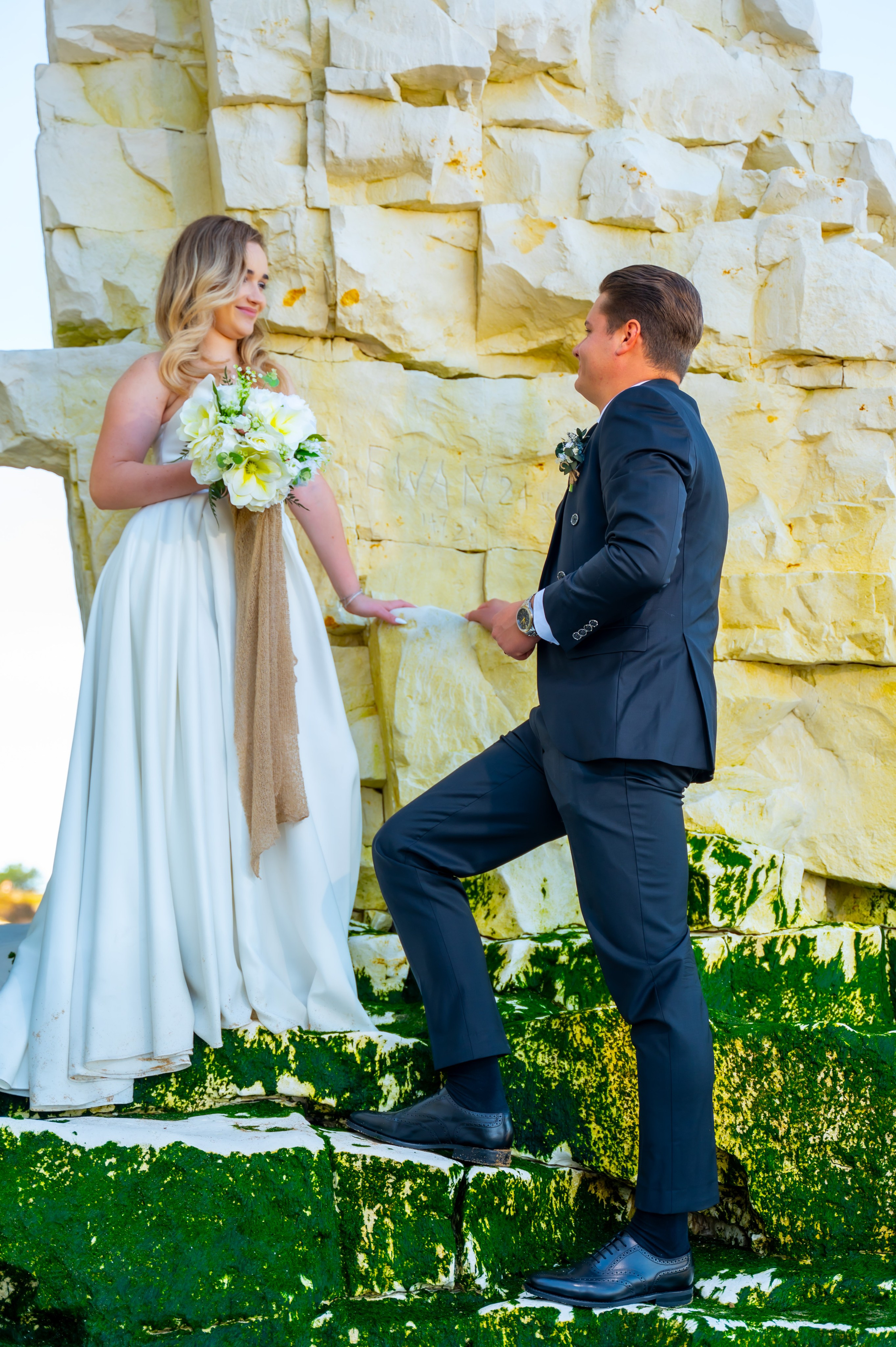 Weddings. Lucia Adam Family Photography