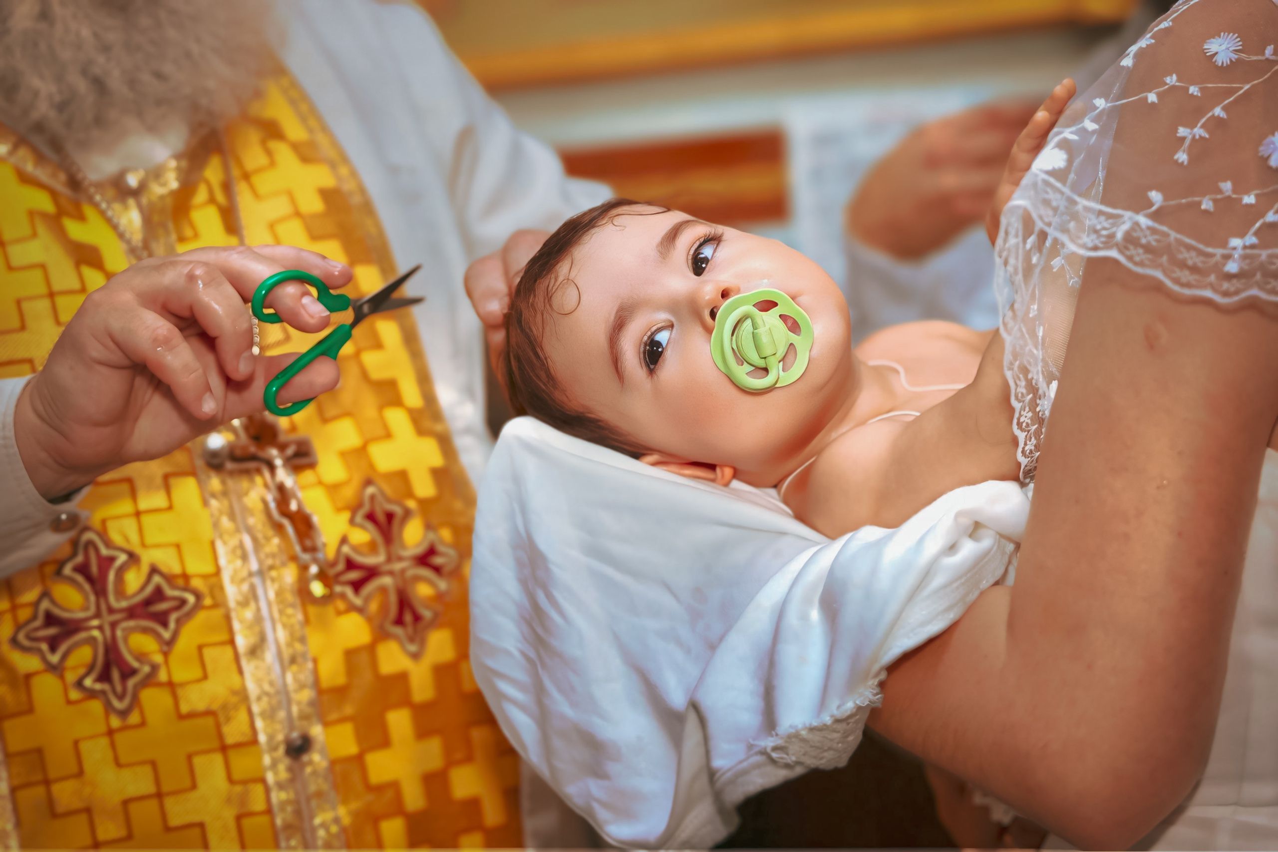 Botez. Fotograf al tainelor bisericești – Alina Fetu