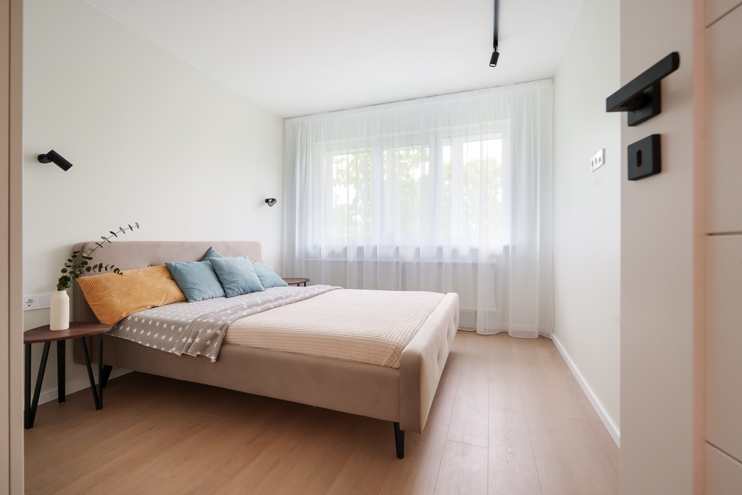 Žirmunų g. 98. Elina Sapiega fotografė Vilniuje