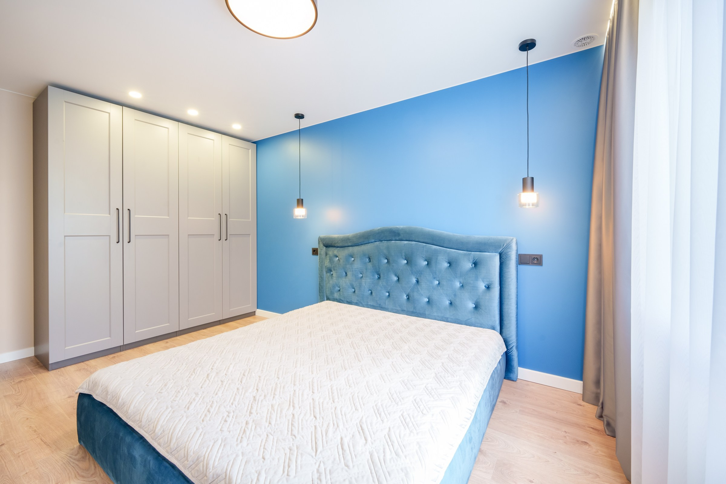 Tuskulėnų g. 8. Elina Sapiega fotografė Vilniuje