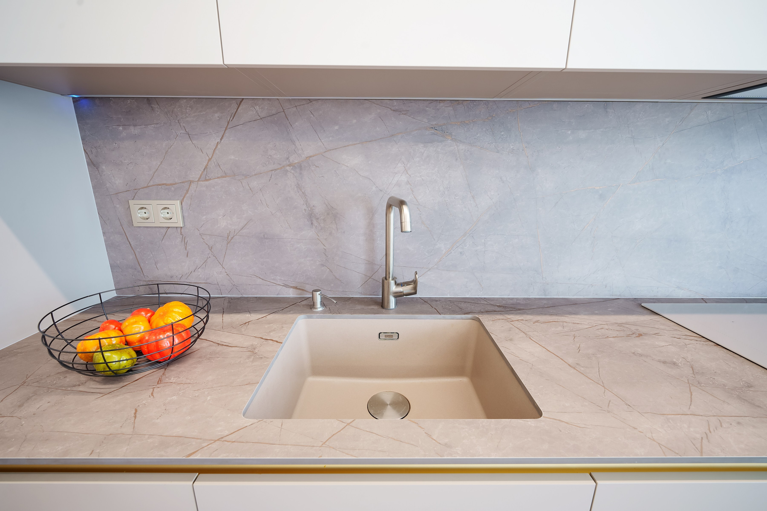 Маžvydo g. 30. Elina Sapiega fotografė Vilniuje