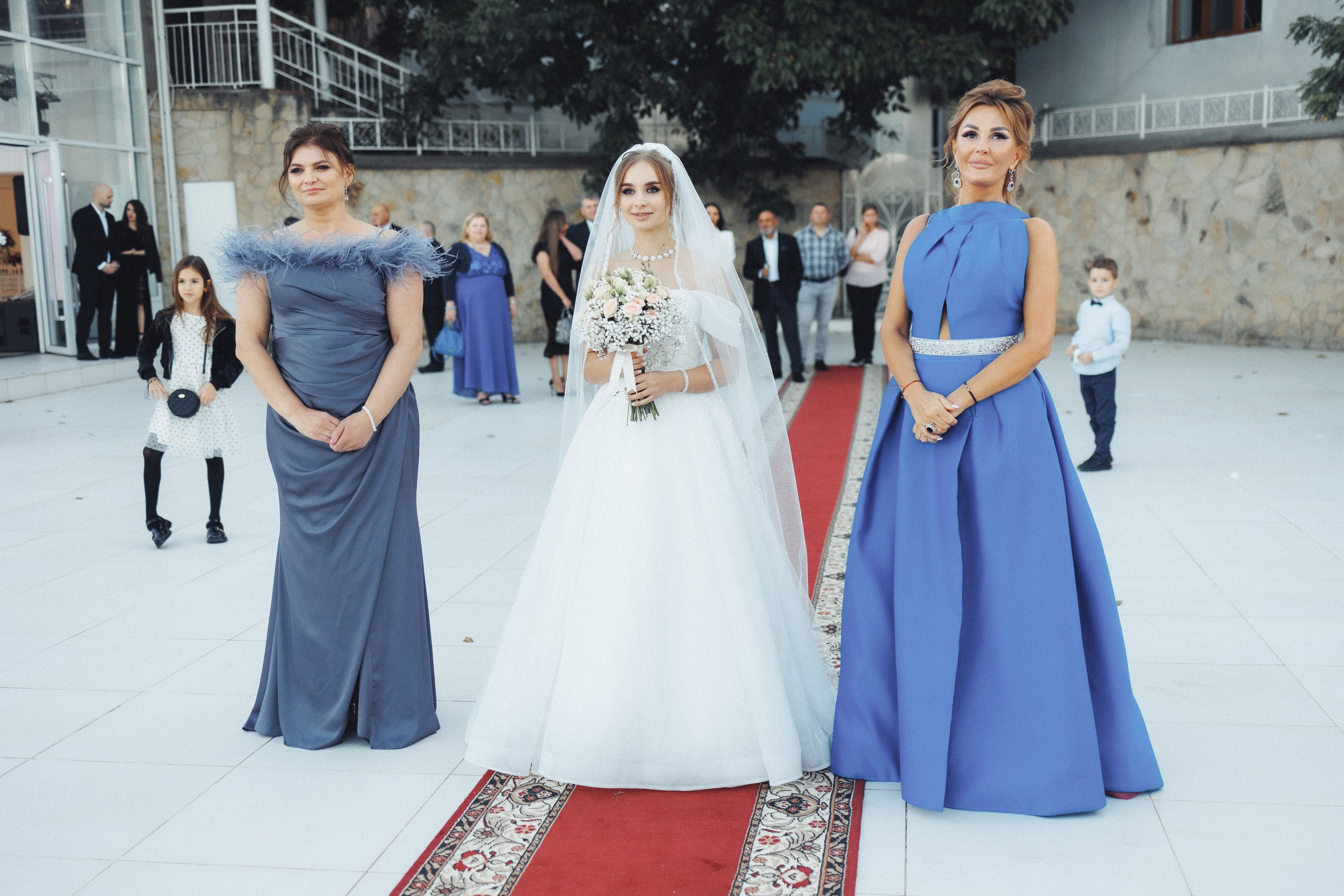 X & S. Fotograful evenimentului tău