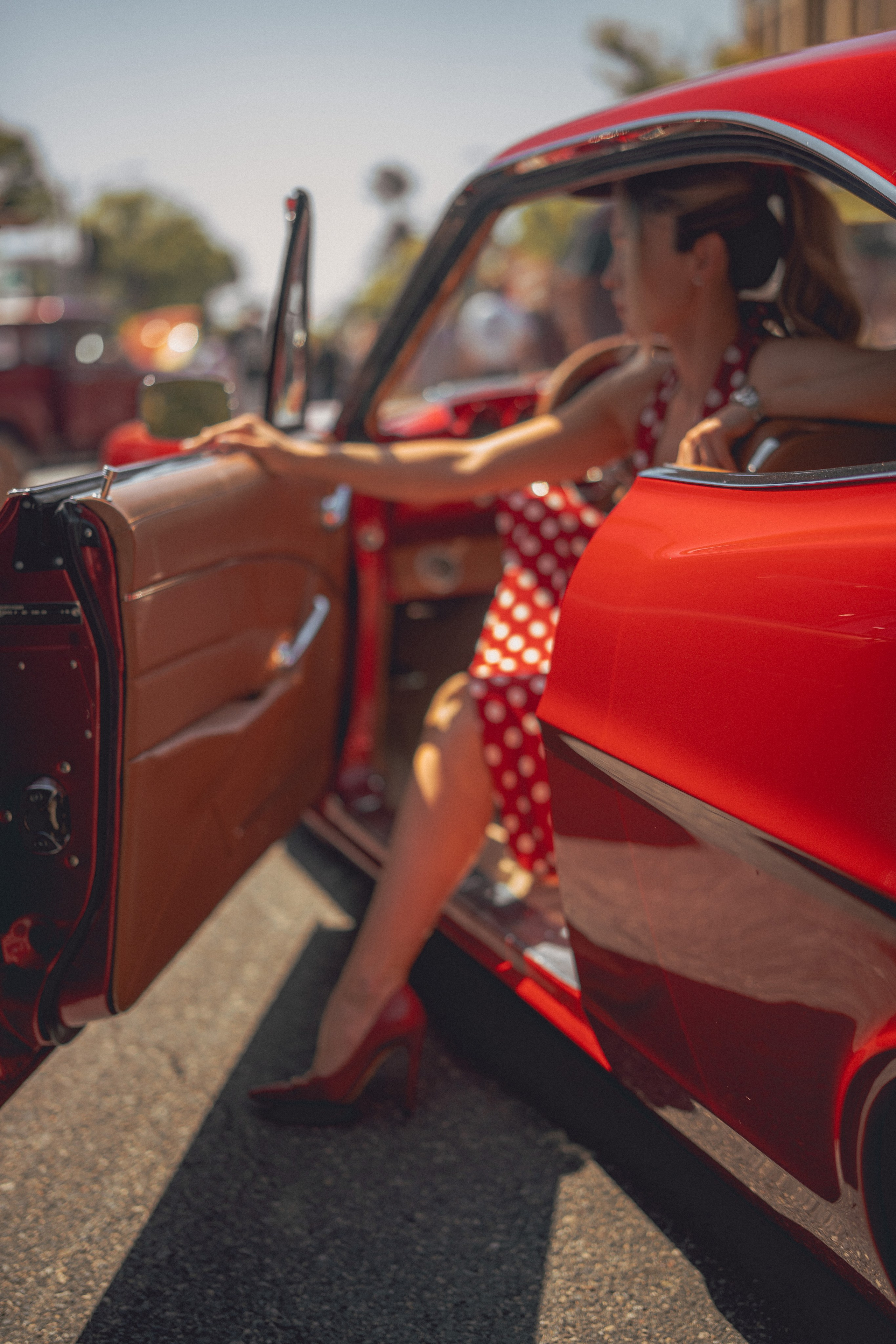 Woman portrait shoot. Let’s back to 50s. Portrait, family, maternity & wedding photography & videography in SoCal Kseni Vibe