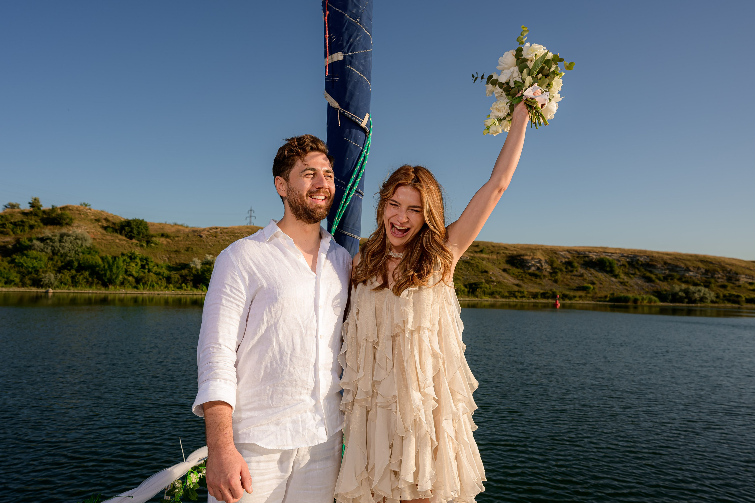 Raluca & Adi - Cununie civila pe apa. Vladimir Constantinescu - Fotograf de nunta Constanta