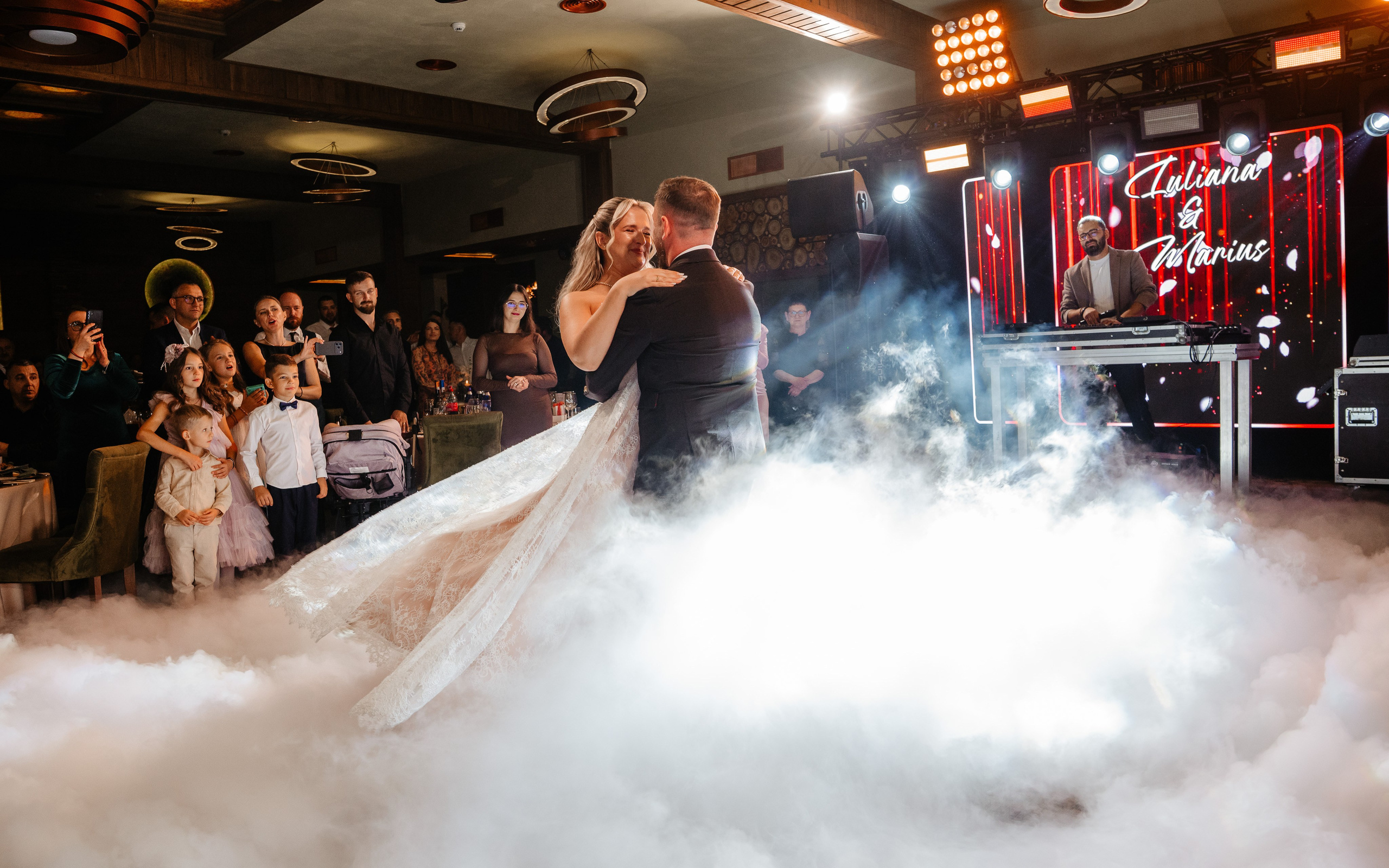 🤍 I u l i a n a & M a r i u s  - Wedding Day Preview. Wedding & Family Photographer