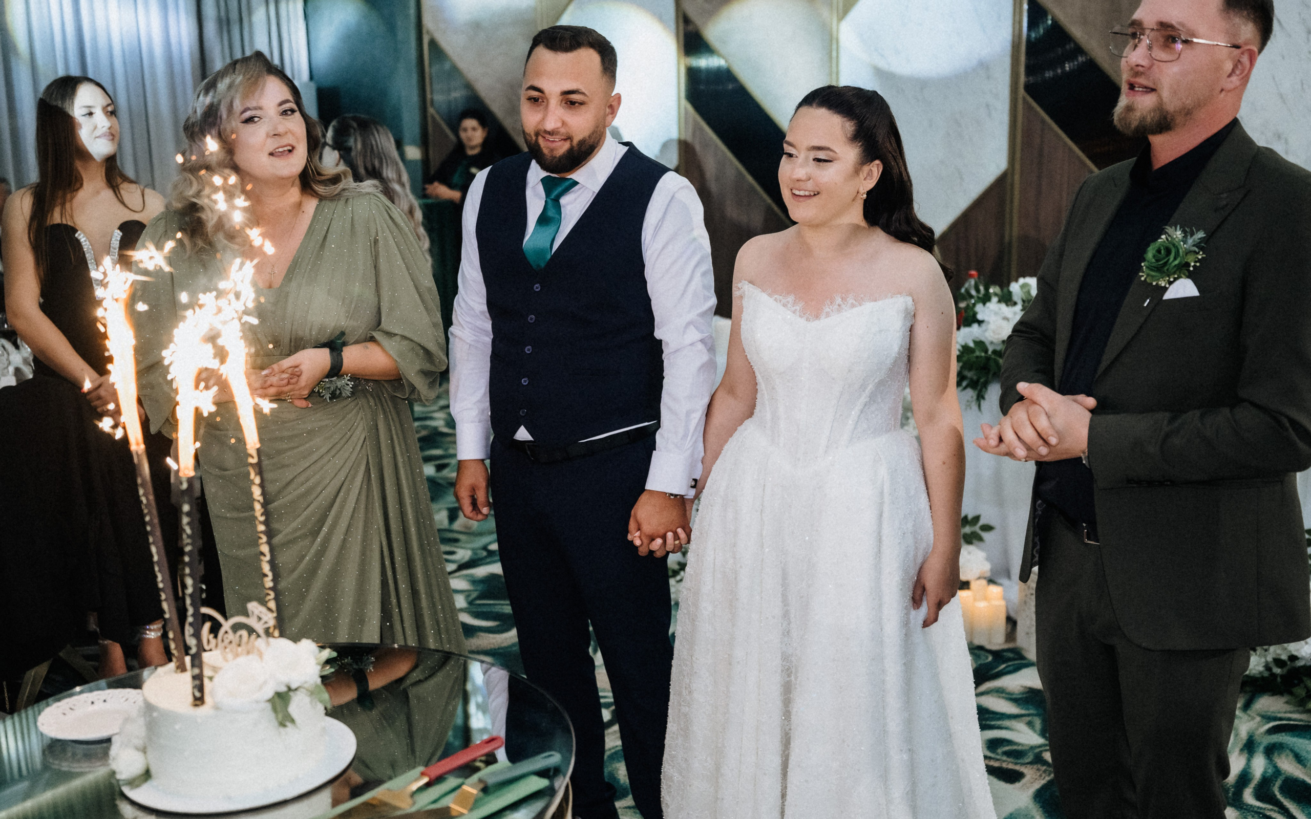 🤍 R o x a n a & A l e x a n d r u - Wedding Day Preview. Wedding & Family Photographer